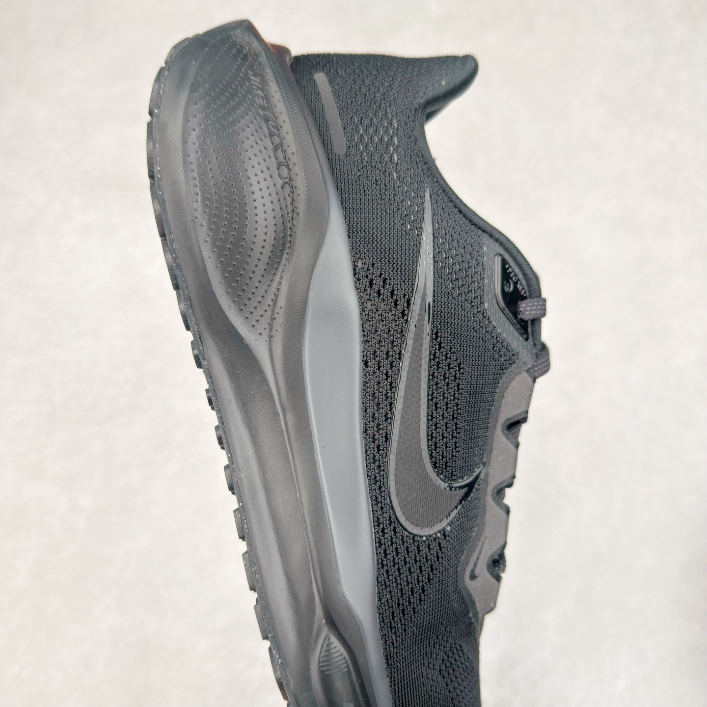 图片[6]-＃TG纯原 NK Zoom Pegasus 飞马41代马拉松系列网面透气缓震疾速跑鞋 独家渠道 市面未流通批次 奥莱直播间499 599一样的东西 碾压市面现存所有版本 公司一样的东西 超值回馈 帮你省钱 拥有 Zoom Air 一如既往的稳定感和流畅感 鞋面采用工程网眼设计 为特定高热区域营造出色透气性 进一步增加鞋面的穿孔数量 让足部能够快速散热 中足搭配 Flywire 飞线 在高速运动时营造舒适稳定的贴合感 内置Zoon气垫加持 动力十足 尺码：36 36.5 37.5 38 38.5 39 40 40.5 41 42 42.5 43 44 44.5 45-选品中心