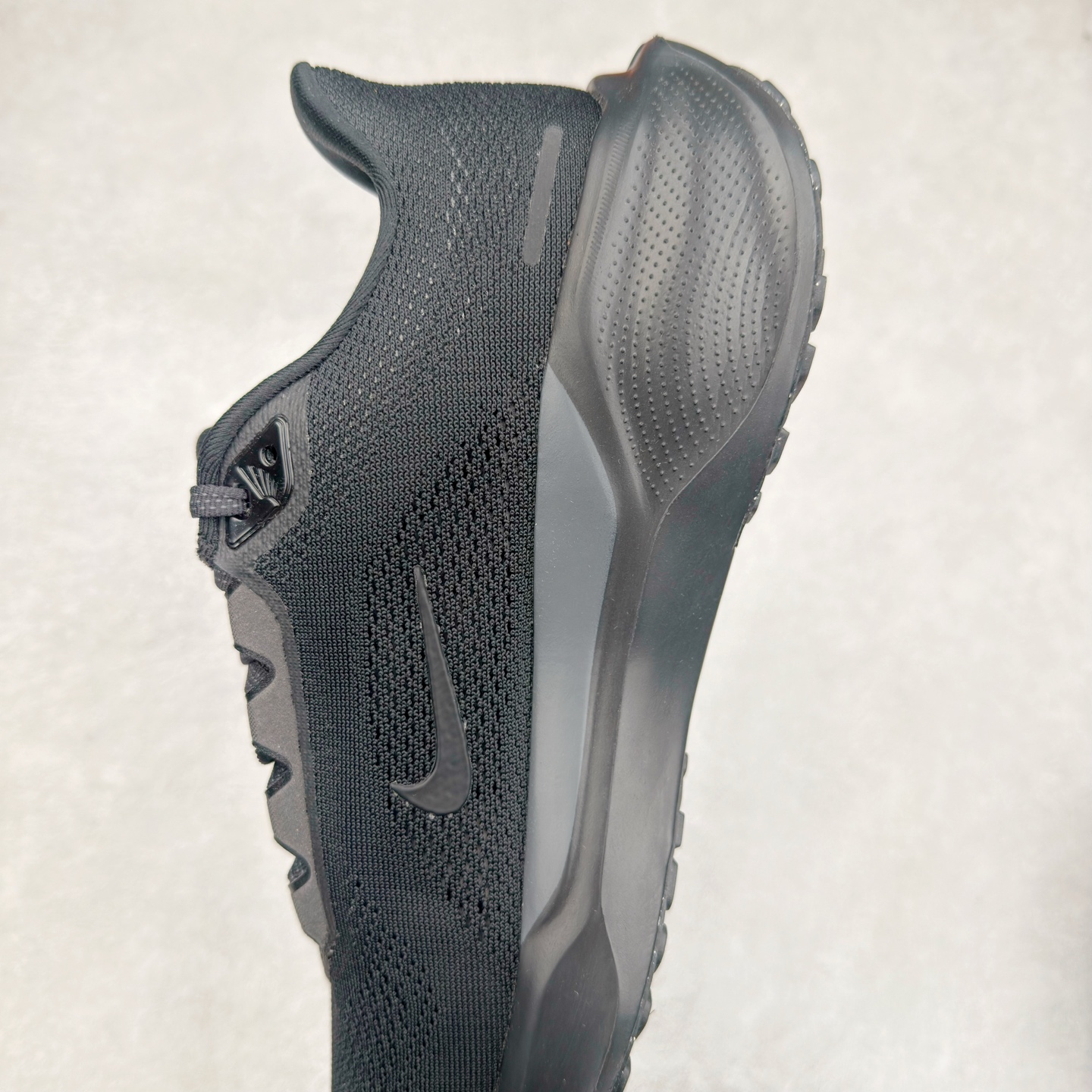 图片[7]-＃TG纯原 NK Zoom Pegasus 飞马41代马拉松系列网面透气缓震疾速跑鞋 独家渠道 市面未流通批次 奥莱直播间499 599一样的东西 碾压市面现存所有版本 公司一样的东西 超值回馈 帮你省钱 拥有 Zoom Air 一如既往的稳定感和流畅感 鞋面采用工程网眼设计 为特定高热区域营造出色透气性 进一步增加鞋面的穿孔数量 让足部能够快速散热 中足搭配 Flywire 飞线 在高速运动时营造舒适稳定的贴合感 内置Zoon气垫加持 动力十足 尺码：36 36.5 37.5 38 38.5 39 40 40.5 41 42 42.5 43 44 44.5 45-选品中心