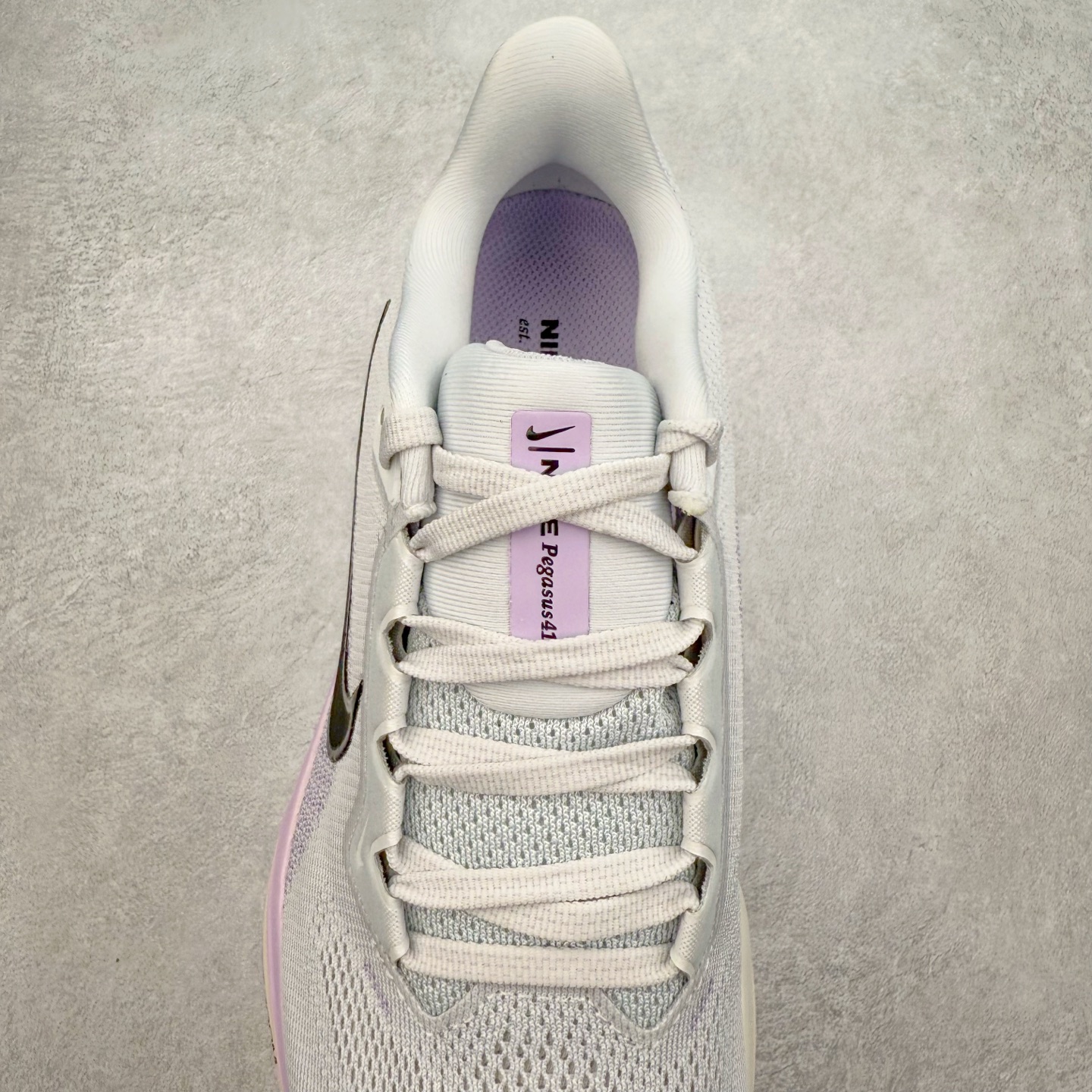 图片[5]-＃TG纯原 NK Zoom Pegasus 飞马41代马拉松系列网面透气缓震疾速跑鞋 独家渠道 市面未流通批次 奥莱直播间499 599一样的东西 碾压市面现存所有版本 公司一样的东西 超值回馈 帮你省钱 拥有 Zoom Air 一如既往的稳定感和流畅感 鞋面采用工程网眼设计 为特定高热区域营造出色透气性 进一步增加鞋面的穿孔数量 让足部能够快速散热 中足搭配 Flywire 飞线 在高速运动时营造舒适稳定的贴合感 内置Zoon气垫加持 动力十足 尺码：36 36.5 37.5 38 38.5 39 40 40.5 41 42 42.5 43 44 44.5 45-选品中心