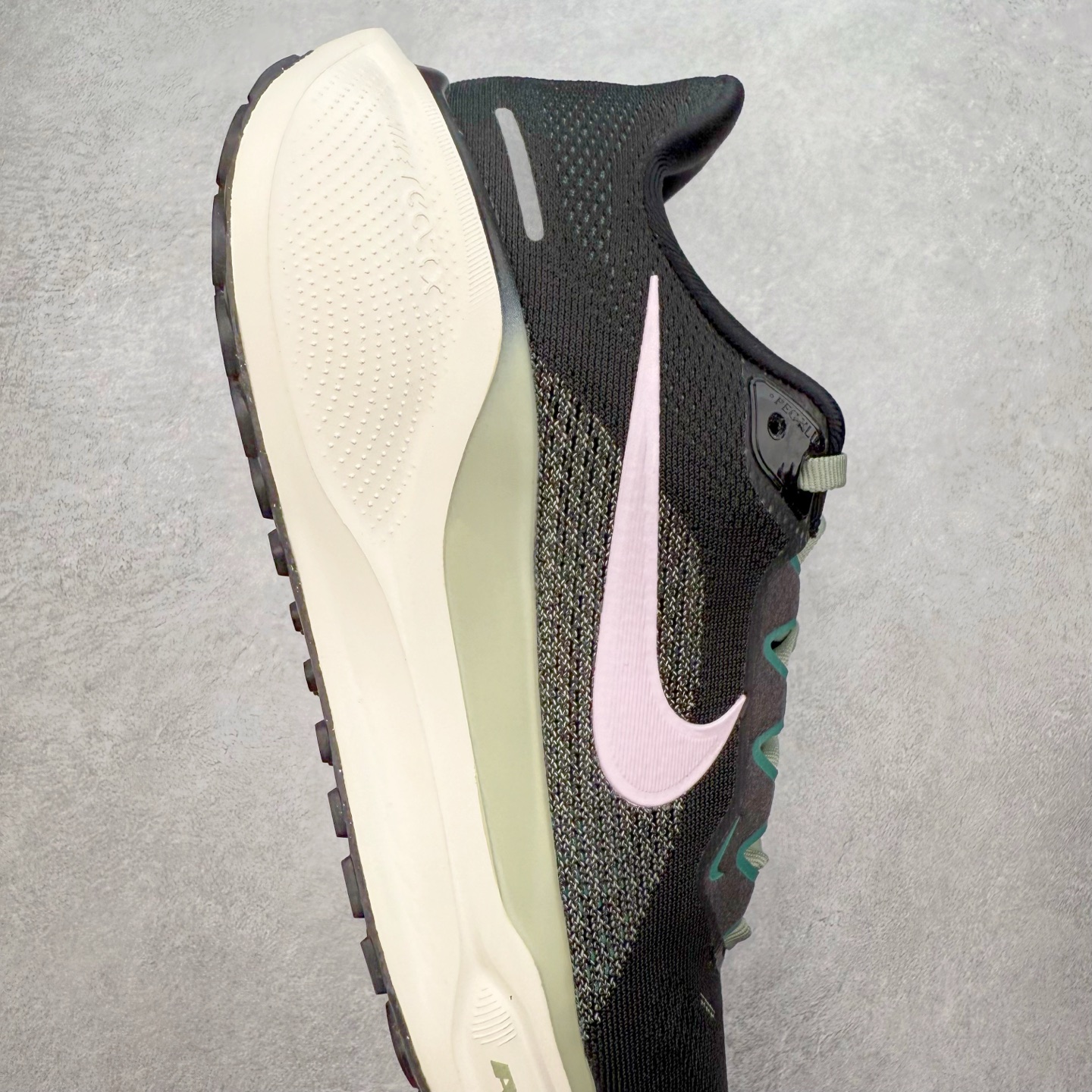 图片[6]-＃TG纯原 NK Zoom Pegasus 飞马41代马拉松系列网面透气缓震疾速跑鞋 独家渠道 市面未流通批次 奥莱直播间499 599一样的东西 碾压市面现存所有版本 公司一样的东西 超值回馈 帮你省钱 拥有 Zoom Air 一如既往的稳定感和流畅感 鞋面采用工程网眼设计 为特定高热区域营造出色透气性 进一步增加鞋面的穿孔数量 让足部能够快速散热 中足搭配 Flywire 飞线 在高速运动时营造舒适稳定的贴合感 内置Zoon气垫加持 动力十足 尺码：36 36.5 37.5 38 38.5 39 40 40.5 41 42 42.5 43 44 44.5 45-选品中心