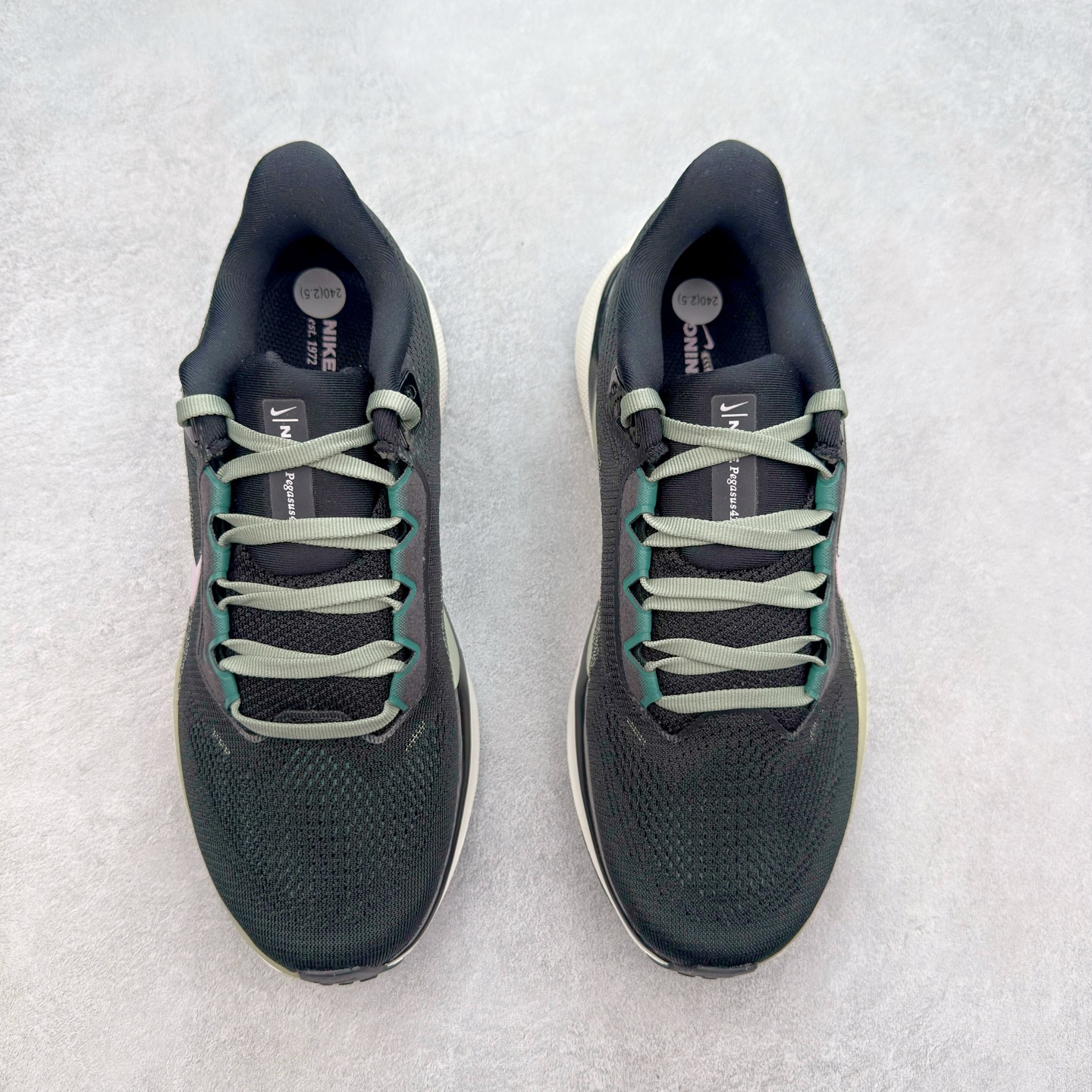 图片[2]-＃TG纯原 NK Zoom Pegasus 飞马41代马拉松系列网面透气缓震疾速跑鞋 独家渠道 市面未流通批次 奥莱直播间499 599一样的东西 碾压市面现存所有版本 公司一样的东西 超值回馈 帮你省钱 拥有 Zoom Air 一如既往的稳定感和流畅感 鞋面采用工程网眼设计 为特定高热区域营造出色透气性 进一步增加鞋面的穿孔数量 让足部能够快速散热 中足搭配 Flywire 飞线 在高速运动时营造舒适稳定的贴合感 内置Zoon气垫加持 动力十足 尺码：36 36.5 37.5 38 38.5 39 40 40.5 41 42 42.5 43 44 44.5 45-选品中心