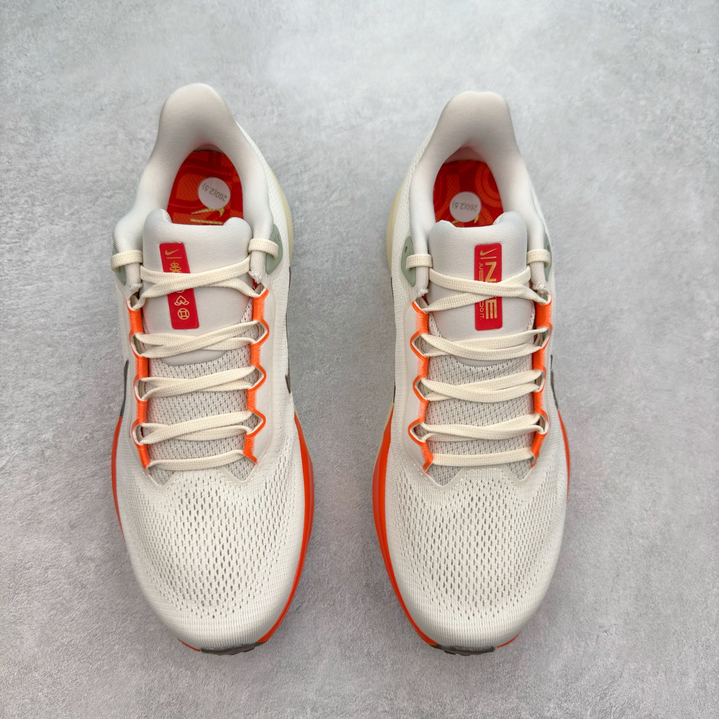 图片[2]-＃TG纯原 NK Zoom Pegasus 飞马41代马拉松系列网面透气缓震疾速跑鞋 独家渠道 市面未流通批次 奥莱直播间499 599一样的东西 碾压市面现存所有版本 公司一样的东西 超值回馈 帮你省钱 拥有 Zoom Air 一如既往的稳定感和流畅感 鞋面采用工程网眼设计 为特定高热区域营造出色透气性 进一步增加鞋面的穿孔数量 让足部能够快速散热 中足搭配 Flywire 飞线 在高速运动时营造舒适稳定的贴合感 内置Zoon气垫加持 动力十足 尺码：36 36.5 37.5 38 38.5 39 40 40.5 41 42 42.5 43 44 44.5 45-选品中心