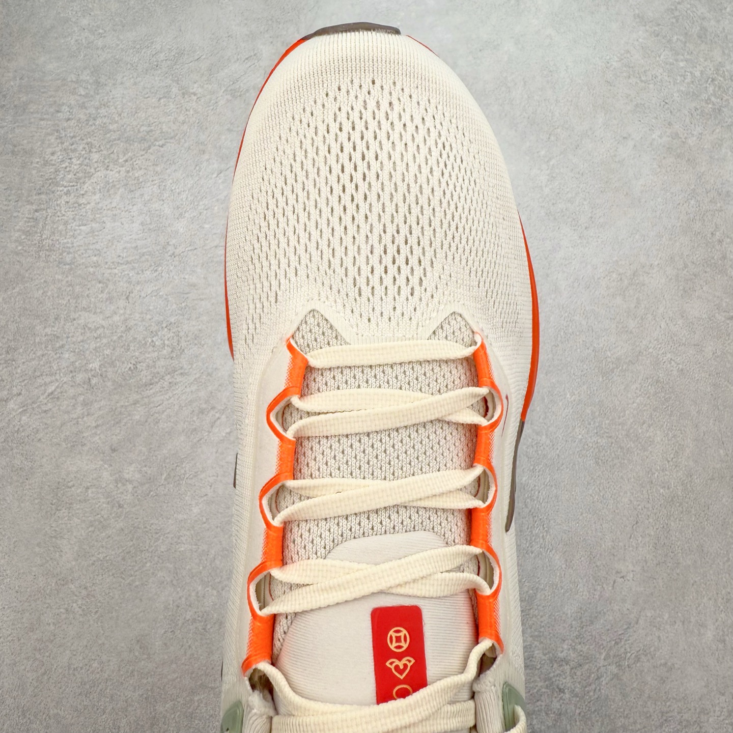 图片[4]-＃TG纯原 NK Zoom Pegasus 飞马41代马拉松系列网面透气缓震疾速跑鞋 独家渠道 市面未流通批次 奥莱直播间499 599一样的东西 碾压市面现存所有版本 公司一样的东西 超值回馈 帮你省钱 拥有 Zoom Air 一如既往的稳定感和流畅感 鞋面采用工程网眼设计 为特定高热区域营造出色透气性 进一步增加鞋面的穿孔数量 让足部能够快速散热 中足搭配 Flywire 飞线 在高速运动时营造舒适稳定的贴合感 内置Zoon气垫加持 动力十足 尺码：36 36.5 37.5 38 38.5 39 40 40.5 41 42 42.5 43 44 44.5 45-选品中心