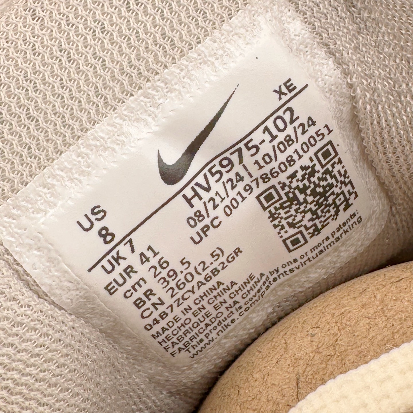 图片[11]-＃TG纯原 NK Zoom Pegasus 飞马41代马拉松系列网面透气缓震疾速跑鞋 独家渠道 市面未流通批次 奥莱直播间499 599一样的东西 碾压市面现存所有版本 公司一样的东西 超值回馈 帮你省钱 拥有 Zoom Air 一如既往的稳定感和流畅感 鞋面采用工程网眼设计 为特定高热区域营造出色透气性 进一步增加鞋面的穿孔数量 让足部能够快速散热 中足搭配 Flywire 飞线 在高速运动时营造舒适稳定的贴合感 内置Zoon气垫加持 动力十足 尺码：36 36.5 37.5 38 38.5 39 40 40.5 41 42 42.5 43 44 44.5 45-选品中心