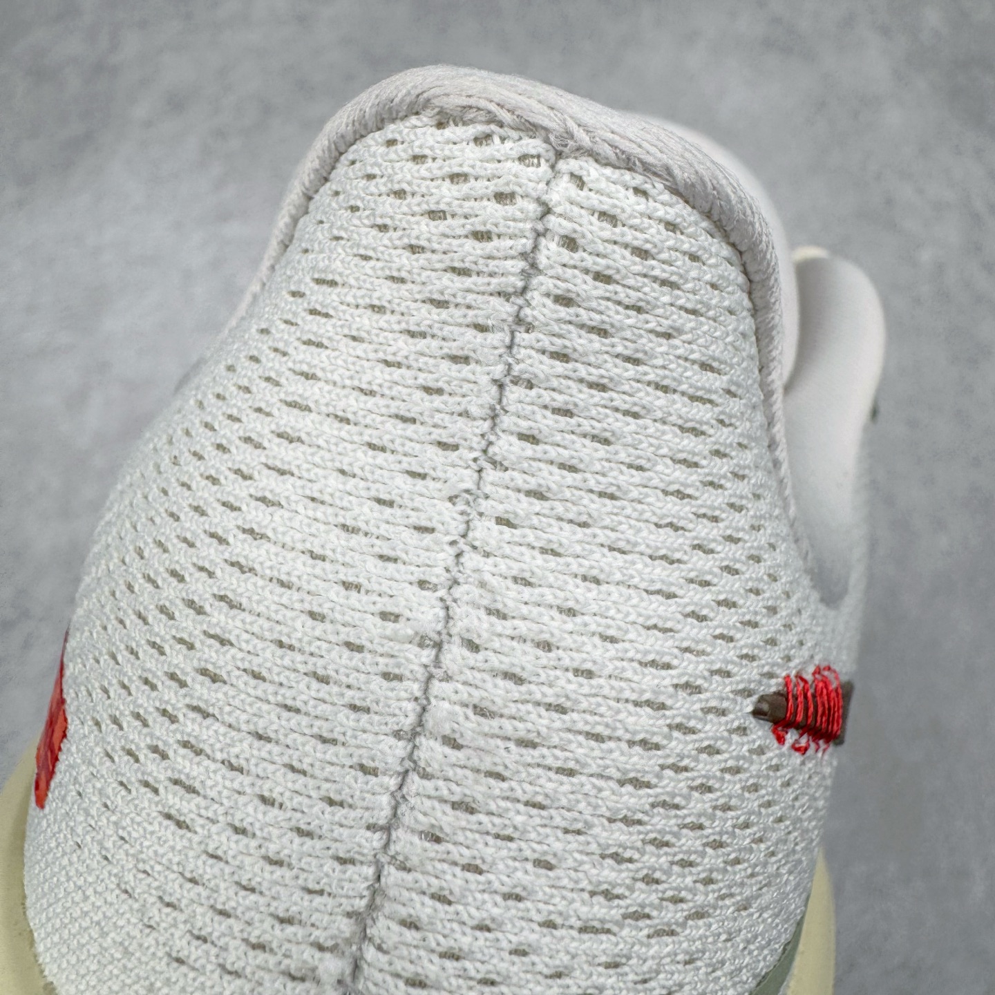 图片[17]-＃TG纯原 NK Zoom Pegasus 飞马41代马拉松系列网面透气缓震疾速跑鞋 独家渠道 市面未流通批次 奥莱直播间499 599一样的东西 碾压市面现存所有版本 公司一样的东西 超值回馈 帮你省钱 拥有 Zoom Air 一如既往的稳定感和流畅感 鞋面采用工程网眼设计 为特定高热区域营造出色透气性 进一步增加鞋面的穿孔数量 让足部能够快速散热 中足搭配 Flywire 飞线 在高速运动时营造舒适稳定的贴合感 内置Zoon气垫加持 动力十足 尺码：36 36.5 37.5 38 38.5 39 40 40.5 41 42 42.5 43 44 44.5 45-选品中心