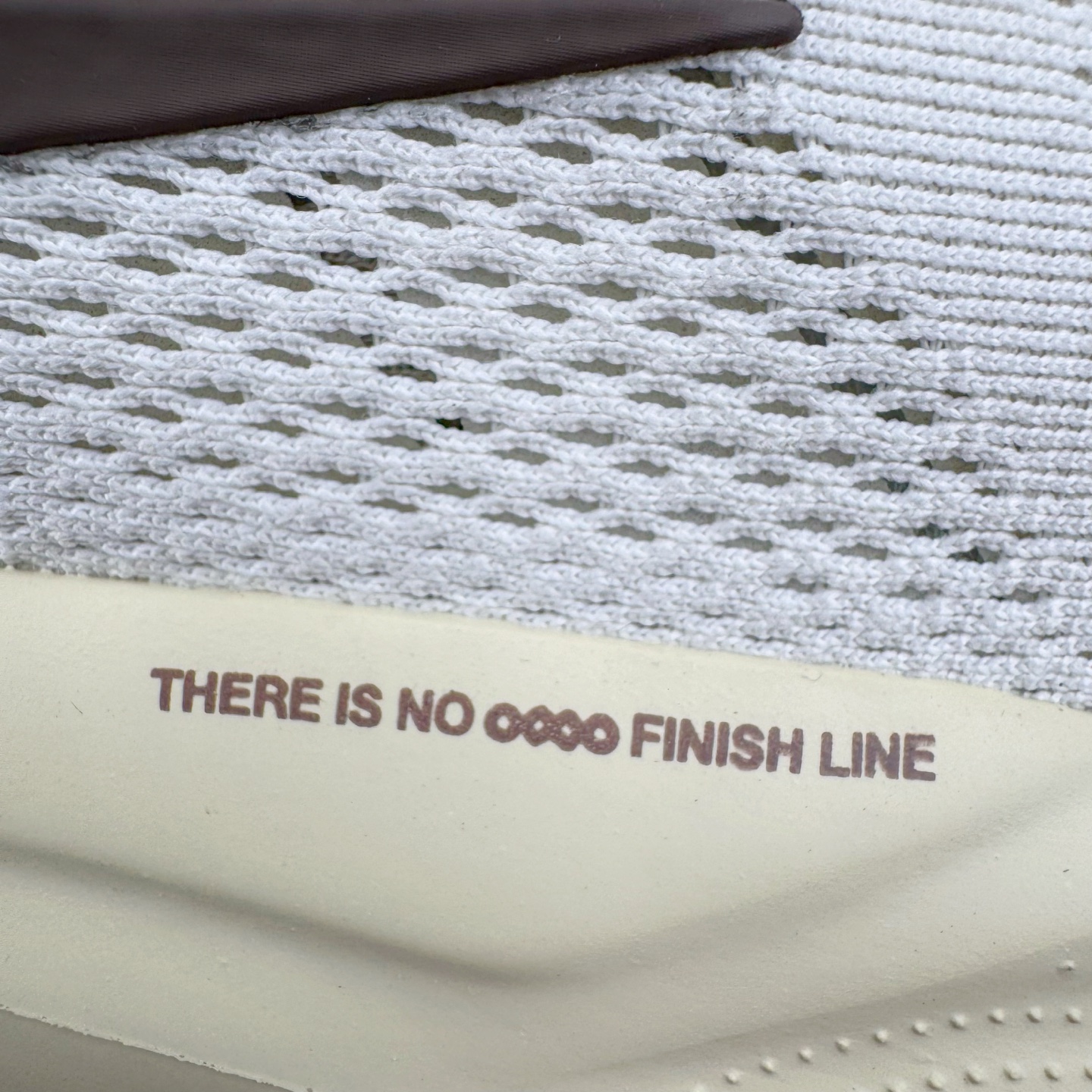 图片[15]-＃TG纯原 NK Zoom Pegasus 飞马41代马拉松系列网面透气缓震疾速跑鞋 独家渠道 市面未流通批次 奥莱直播间499 599一样的东西 碾压市面现存所有版本 公司一样的东西 超值回馈 帮你省钱 拥有 Zoom Air 一如既往的稳定感和流畅感 鞋面采用工程网眼设计 为特定高热区域营造出色透气性 进一步增加鞋面的穿孔数量 让足部能够快速散热 中足搭配 Flywire 飞线 在高速运动时营造舒适稳定的贴合感 内置Zoon气垫加持 动力十足 尺码：36 36.5 37.5 38 38.5 39 40 40.5 41 42 42.5 43 44 44.5 45-选品中心