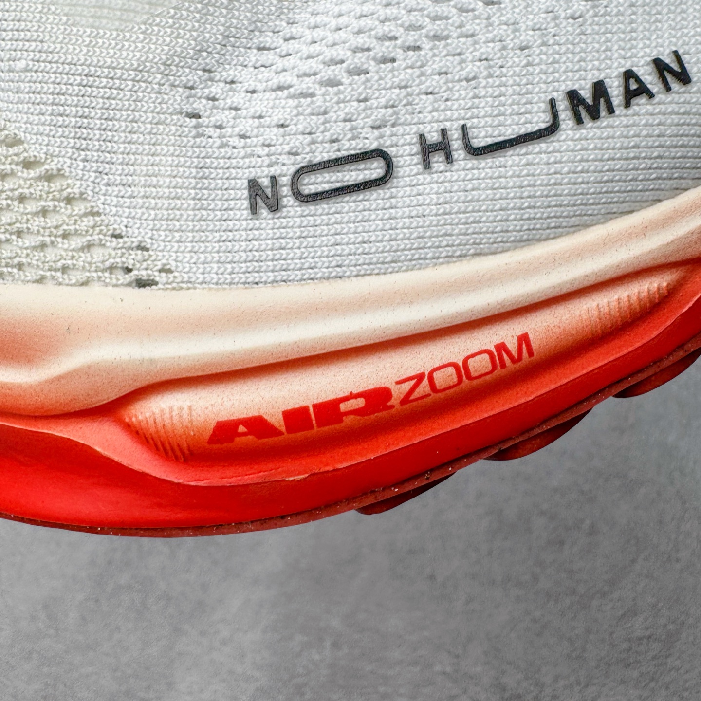 图片[13]-＃TG纯原 NK Zoom Pegasus 飞马41代马拉松系列网面透气缓震疾速跑鞋 独家渠道 市面未流通批次 奥莱直播间499 599一样的东西 碾压市面现存所有版本 公司一样的东西 超值回馈 帮你省钱 拥有 Zoom Air 一如既往的稳定感和流畅感 鞋面采用工程网眼设计 为特定高热区域营造出色透气性 进一步增加鞋面的穿孔数量 让足部能够快速散热 中足搭配 Flywire 飞线 在高速运动时营造舒适稳定的贴合感 内置Zoon气垫加持 动力十足 尺码：36 36.5 37.5 38 38.5 39 40 40.5 41 42 42.5 43 44 44.5 45-选品中心