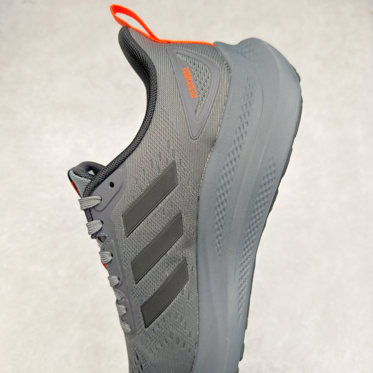 图片[7]-AD Fortarun Lace Running J 阿尔法耐磨低帮 跑步鞋 ID6231 实拍调校N版已经零色差零失真 百分百还原实物色彩所见即所得 不存在货不对板色差等低级问题 选购参考实物拍摄 不混卖不参货 只用心做好货严格选品 承诺混一赔十 尺码：36 36.5 37.5 38 38.5 39 40 40.5 41 42 42.5 43 44 44.5 45-选品中心