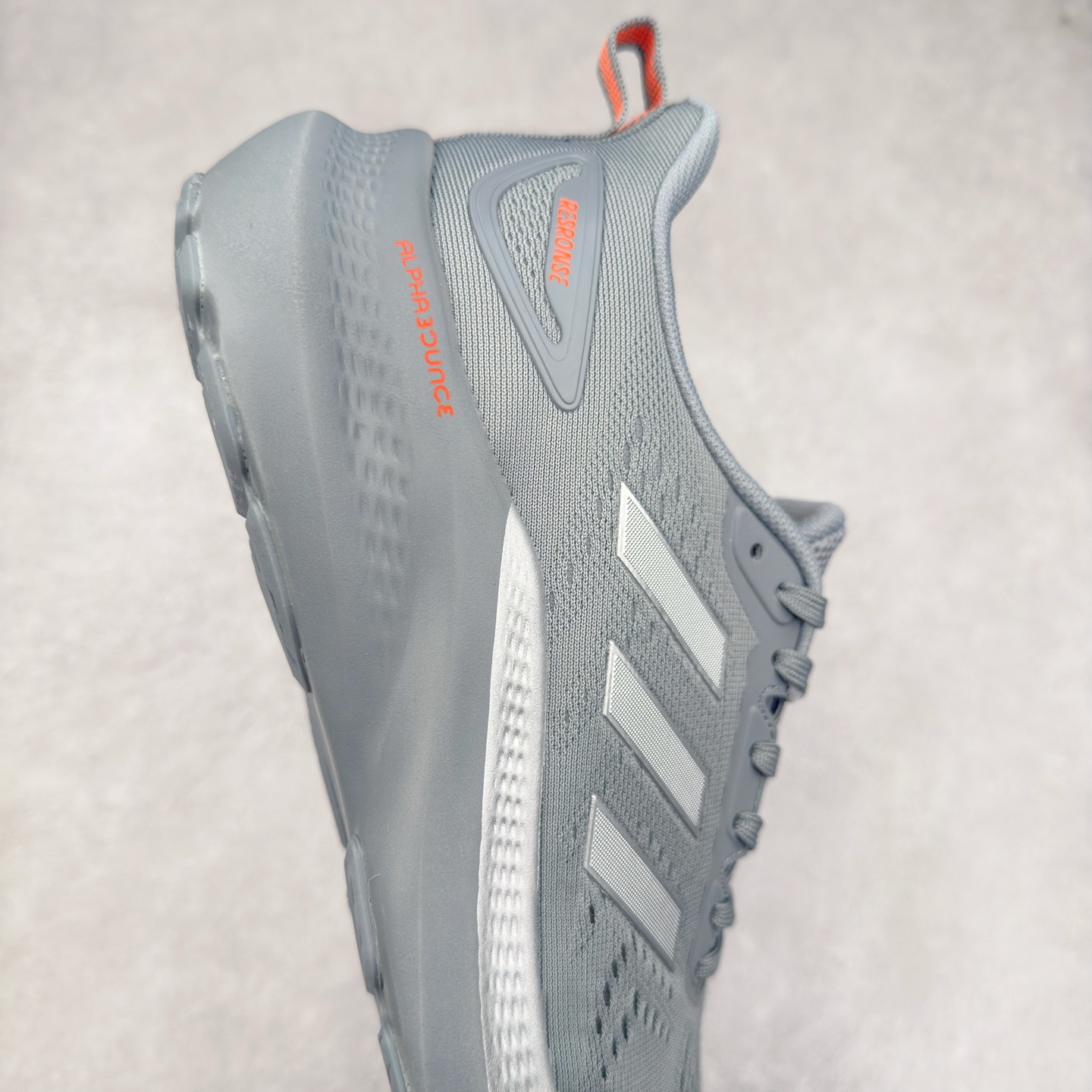 图片[6]-AD Fortarun Lace Running J 阿尔法耐磨低帮 跑步鞋 ID6231 实拍调校N版已经零色差零失真 百分百还原实物色彩所见即所得 不存在货不对板色差等低级问题 选购参考实物拍摄 不混卖不参货 只用心做好货严格选品 承诺混一赔十 尺码：36 36.5 37.5 38 38.5 39 40 40.5 41 42 42.5 43 44 44.5 45-选品中心