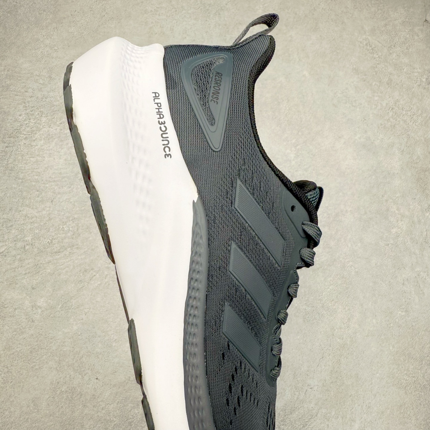 图片[6]-AD Fortarun Lace Running J 阿尔法耐磨低帮 跑步鞋 ID6231 实拍调校N版已经零色差零失真 百分百还原实物色彩所见即所得 不存在货不对板色差等低级问题 选购参考实物拍摄 不混卖不参货 只用心做好货严格选品 承诺混一赔十 尺码：36 36.5 37.5 38 38.5 39 40 40.5 41 42 42.5 43 44 44.5 45-选品中心