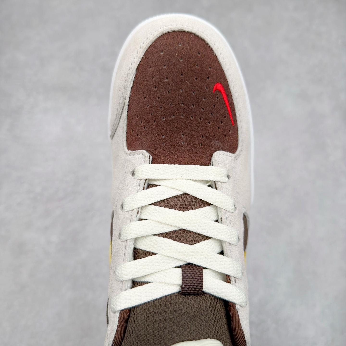 图片[4]-NK SB Force 58 空军58系列低帮休闲运动滑板板鞋 FV8104-221 鞋面由帆布和麂皮拼接 层次感丰富 搭配硫化外底 耐磨耐穿 鞋舌及中底后跟处饰有SB Logo 表明鞋款身份 采用包边设计 经久耐穿 硫化结构则有效提升灵活性 穿上这款全新推出的创意力作 助你耀动街头 尺码：36 36.5 37.5 38 38.5 39 40 40.5 41 42 42.5 43 44 45-选品中心