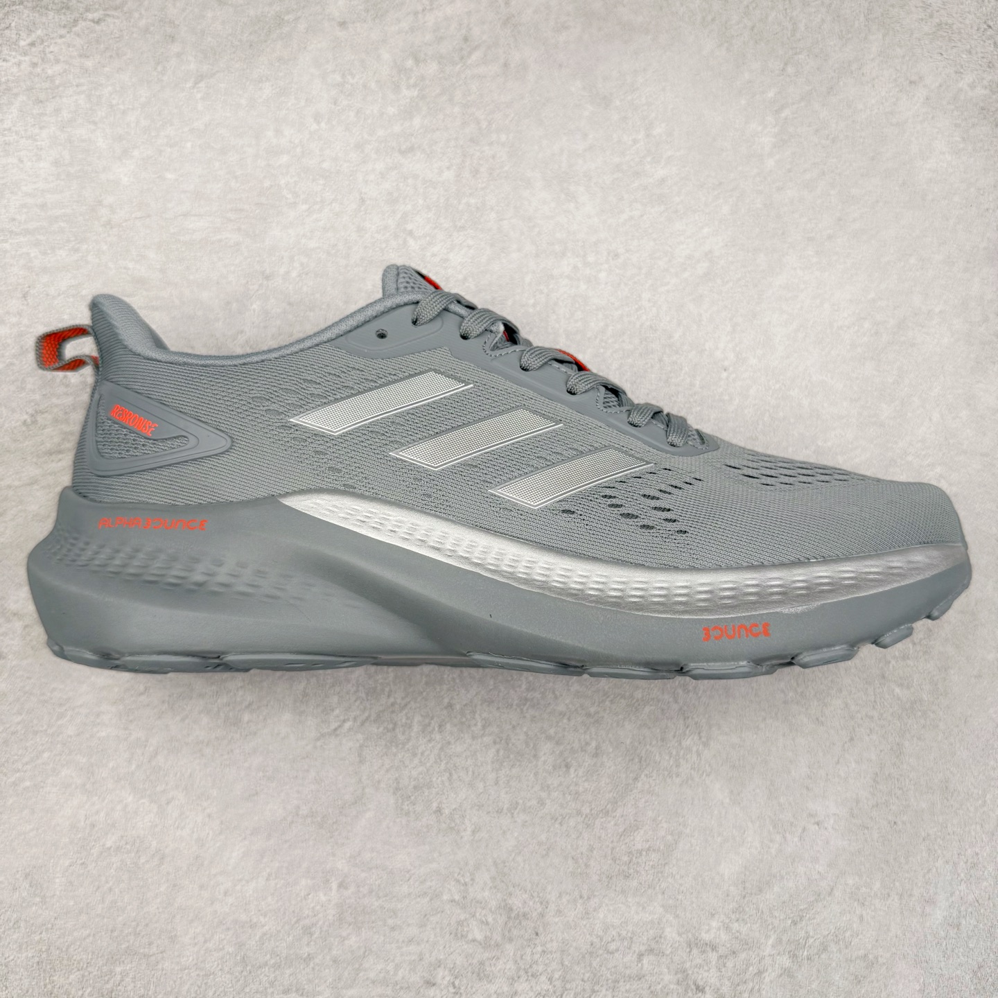 AD Fortarun Lace Running J 阿尔法耐磨低帮 跑步鞋 ID6231 实拍调校N版已经零色差零失真 百分百还原实物色彩所见即所得 不存在货不对板色差等低级问题 选购参考实物拍摄 不混卖不参货 只用心做好货严格选品 承诺混一赔十 尺码:36 36.5 37.5 38 38.5 39 40 40.5 41 42 42.5 43 44 44.5 45-选品中心