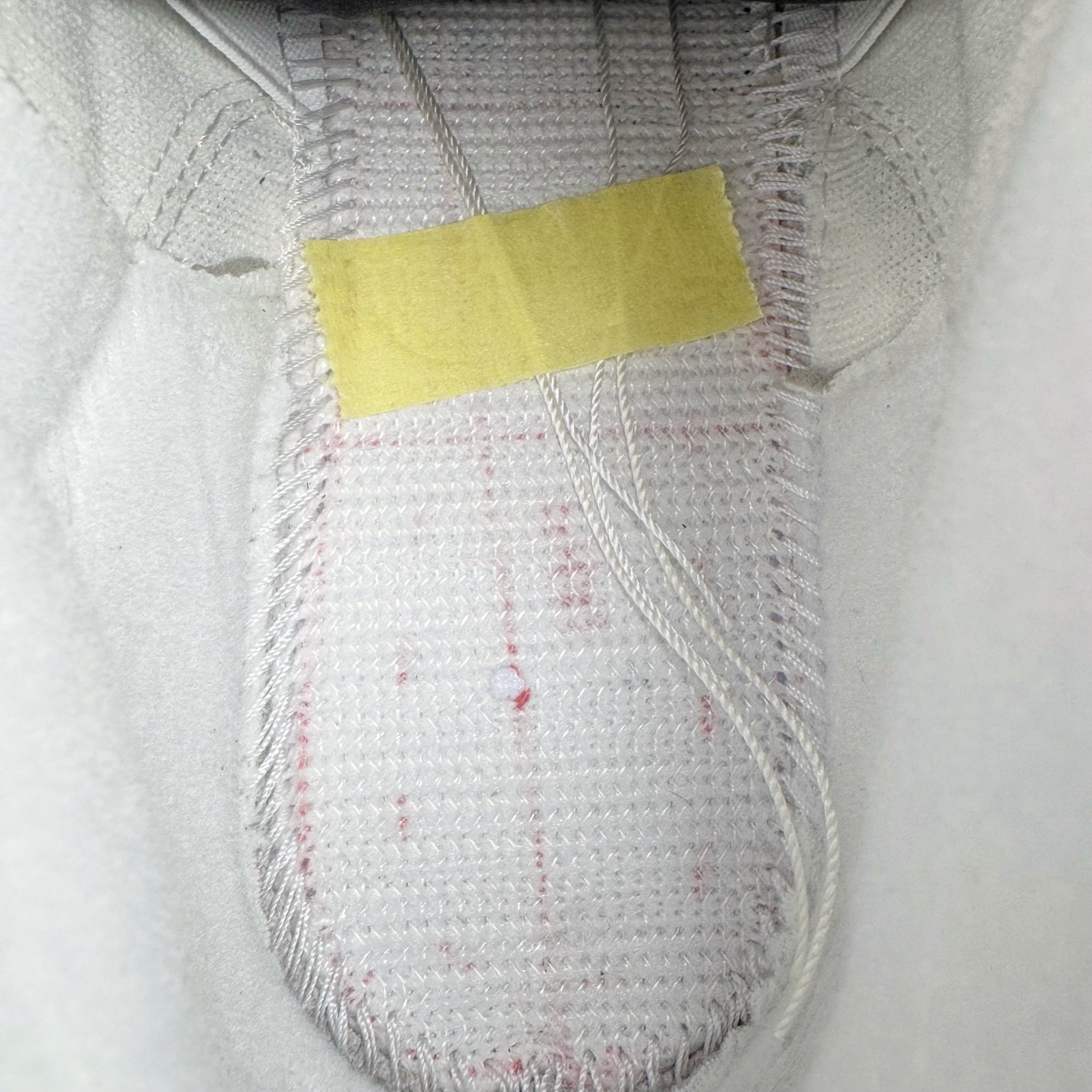 图片[21]-＃Lw纯原 Air Jordan AJ3 Retro Lucky Shorts 北卡蓝 CT8532-101 圈内最强三代系列 匠心打造 开发时长超过半年 目前可过各类鉴定或无法鉴定 裸鞋随便操作 全套原纸板楦头开发 原厂大底磨具加持立体防滑纹理 原装可视Air Sole气垫 原汁原味最完美的三代版型 唯一正确鞋头趴度弧度高度鞋身腰线 原厂TPU彩虹扎染后跟饰片 正确内里反口里网布 皮料菱角分明不变形无多余毛边 广东原厂zp同批次手工大底描漆拉丝 市场唯一原厂鞋扣模具 原厂织唛标 原厂飞人电绣工艺 尾指中部跳三针 独家绑鞋带手法 印刷中底布 四线拉帮 米色美纹纸贴合固定 进口港宝加持 后跟自然饱满 全鞋荧光划线卡点 追求极致完美 每一双都是工艺品 多重QC质检 超越公司货的品控标准 实实在在的免检产品 尺码：36 36.5 37.5 38 38.5 39 40 40.5 41 42 42.5 43 44 44.5 45 45.5 46 47.5 48.5-选品中心