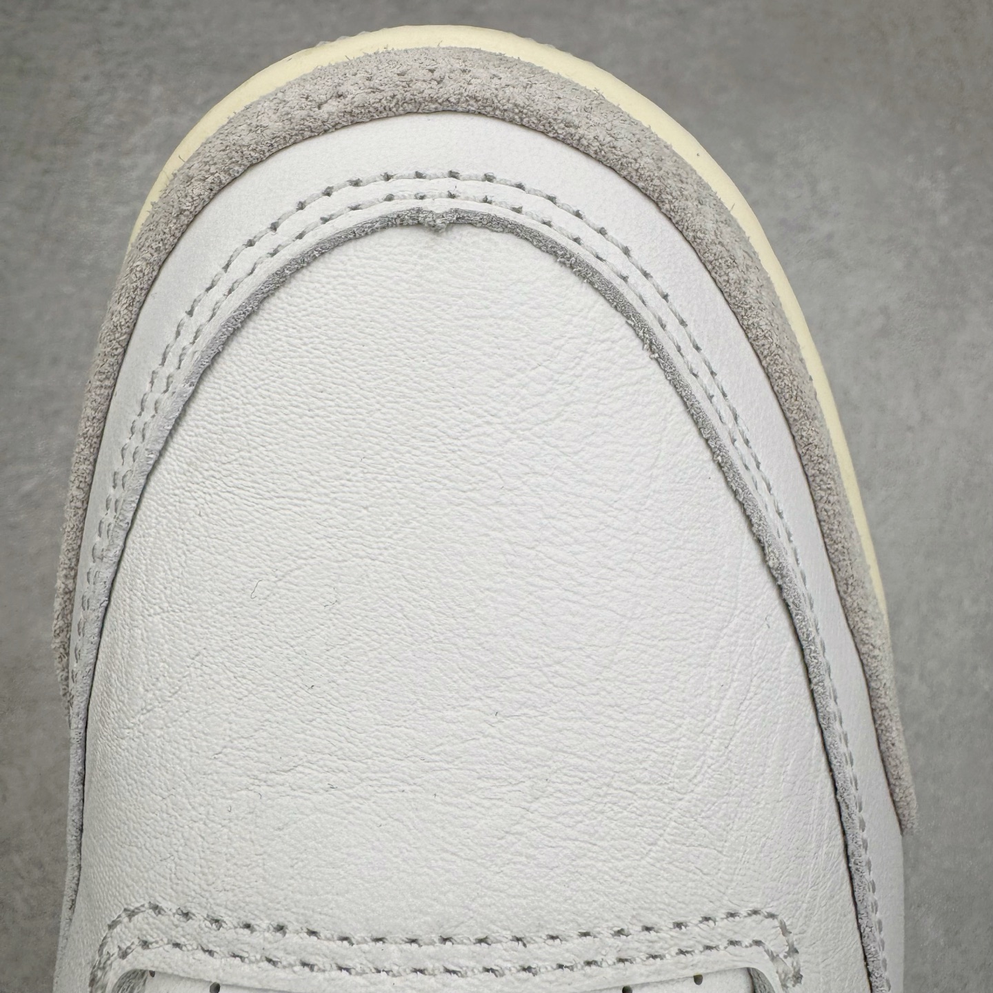 图片[17]-＃Lw纯原 Air Jordan AJ3 Retro Lucky Shorts 北卡蓝 CT8532-101 圈内最强三代系列 匠心打造 开发时长超过半年 目前可过各类鉴定或无法鉴定 裸鞋随便操作 全套原纸板楦头开发 原厂大底磨具加持立体防滑纹理 原装可视Air Sole气垫 原汁原味最完美的三代版型 唯一正确鞋头趴度弧度高度鞋身腰线 原厂TPU彩虹扎染后跟饰片 正确内里反口里网布 皮料菱角分明不变形无多余毛边 广东原厂zp同批次手工大底描漆拉丝 市场唯一原厂鞋扣模具 原厂织唛标 原厂飞人电绣工艺 尾指中部跳三针 独家绑鞋带手法 印刷中底布 四线拉帮 米色美纹纸贴合固定 进口港宝加持 后跟自然饱满 全鞋荧光划线卡点 追求极致完美 每一双都是工艺品 多重QC质检 超越公司货的品控标准 实实在在的免检产品 尺码：36 36.5 37.5 38 38.5 39 40 40.5 41 42 42.5 43 44 44.5 45 45.5 46 47.5 48.5-选品中心