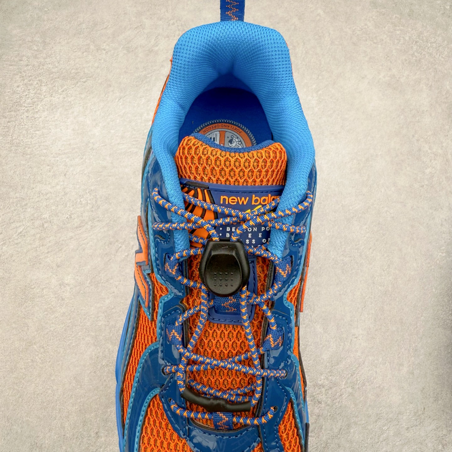 图片[5]-＃福利特价 New Balance MR740 NB新百伦系列复古老爹风休闲运动慢跑鞋 采用轻质牛剖革拼接透气网眼衬垫织物鞋面材质 T-Beam大底提供足步弓支撑 保持步态稳定#后跟搭载外露缓震胶 鞋身整体以各种深浅不一的灰色覆盖 鞋头以淡蓝色调装饰，网眼衬垫通过不规律的色块实现做旧的美感 泛黄的鞋底更是进一步增添了复古气息 尺码：36 37 37.5 38 38.5 39.5 40 40.5 41.5 42 42.5 43 44 45-选品中心