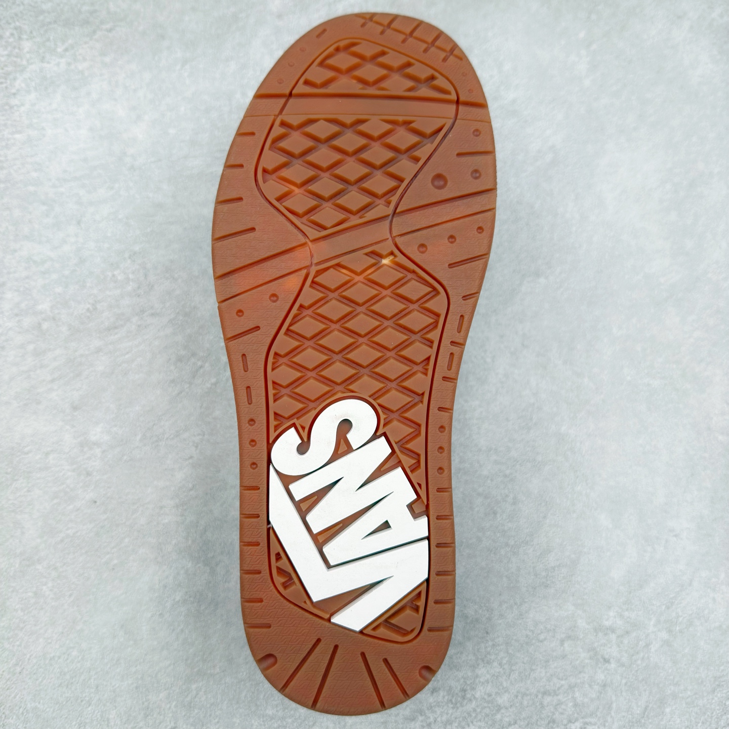 图片[9]-Vans Knu Skool 棕白生胶 官方新款 复古休闲胖胖面包鞋 肥胖版大Logo 原版全皮猪八面料 尺码：35 36 36.5 37 38 38.5 39 40 40.5 41 42 42.5 43 44-选品中心