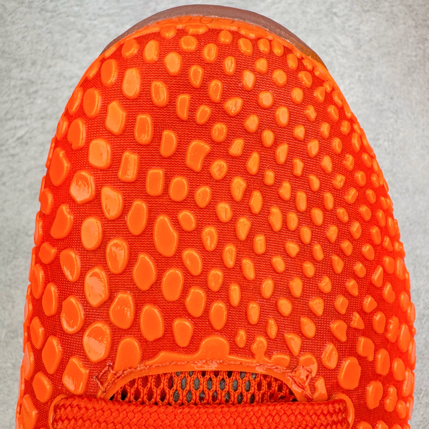 图片[16]-＃S2 NK Zoom Kobe 6 Protro 科比六代 暴力橙 IH1871-800 圈内顶级批次 完美复刻公司货 前掌超大Zoom Turbo气垫 后掌EVA缓震 真正的原汁原味 还原ZP脚感 全身鞋材卡料色独家定制 唯一正确喷漆工艺Swoosh 正确凹凸蛇鳞工艺 正确鞋面渐变效果 内全置真动飞态线 独立原厂模具 最大尺码达到48.5码 首批不拼图大几率过验 亲测已过 支持各种高强度实战 无需担心 上脚价 补货周期极长 脚宽建议买大半码 科比系列前掌偏窄 不影响二次销售 支持七天无理由退换 尺码：40 40.5 41 42 42.5 43 44 44.5 45 45.5 46 47.5 48.5-选品中心