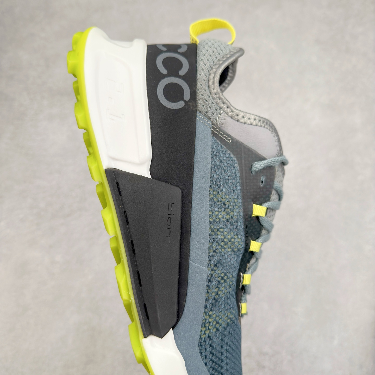 图片[6]-ECCO爱步男款运动鞋 真皮透气休闲防滑跑步鞋 健步BIOMC大经典 直接注塑工艺 稳固舒适 强效缓震与能量回弹 增加运动时的稳定与舒适 牛皮鞋面，纹理自然，柔韧耐穿 PU中底，带来轻盈舒适的上脚感受 橡胶大底，抓地力强，具有良好的耐磨性 都市探索 步履悠然 尺码：39 40 41 42 43 44（ 正常码）-选品中心