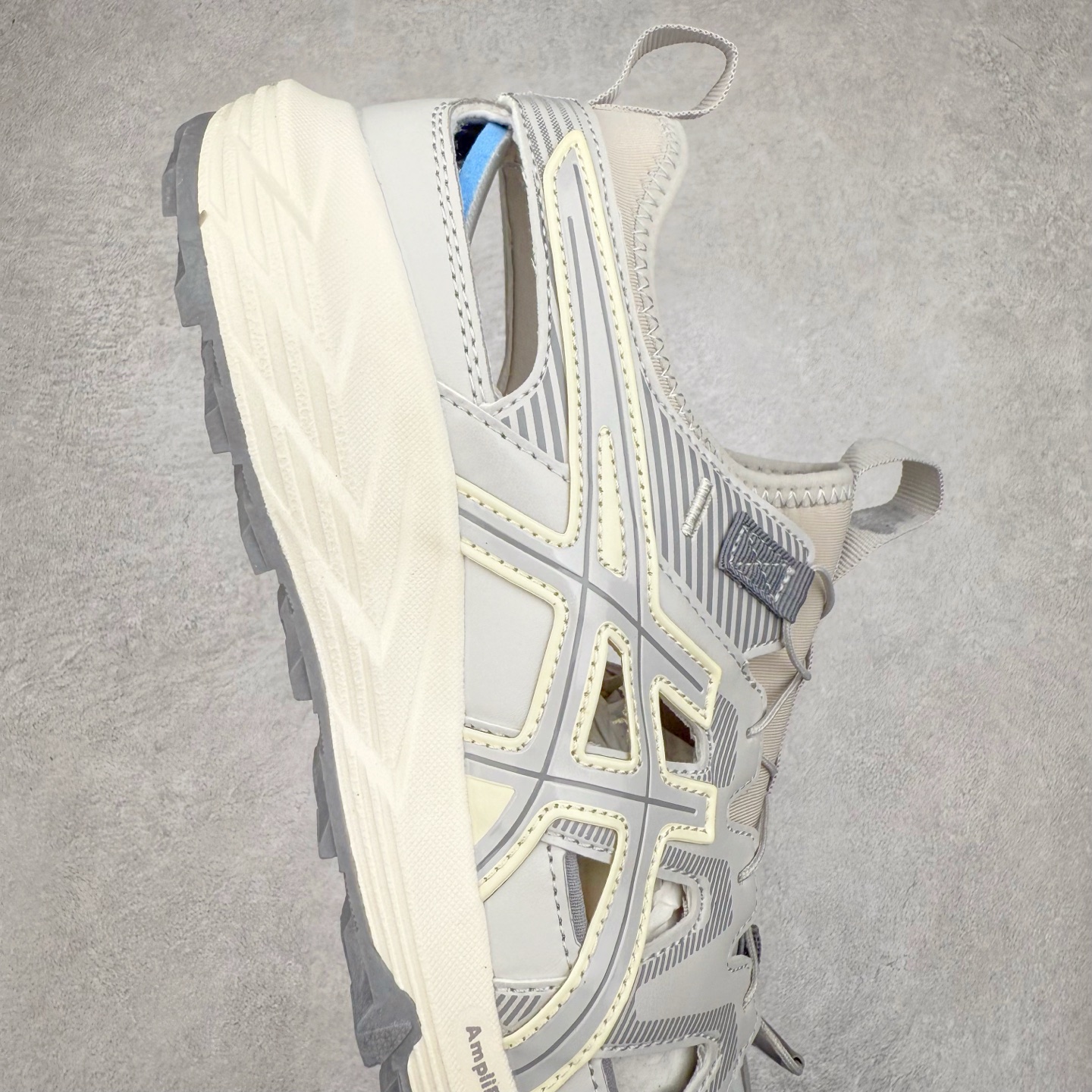 图片[6]-Asics Gel-Sonoma SE 亚瑟士溯溪鞋涉水鞋洞洞鞋 舒适日常休闲百搭防滑低帮户外徒步舒适随行跑步鞋 无界 路更远 今夏必备 颠覆认知 包裹性超强 脚感非常之舒适 侧面镂空设计 透气性极佳 让微风灌入足底 为沸腾夏日注入清爽能量防滑效果也不错 颜值与性能兼备 各平台实体疯狂种草首选 尺码：36 37.5 38 39 40 40.5 41.5 42 42.5 43.5 44 45 46-选品中心