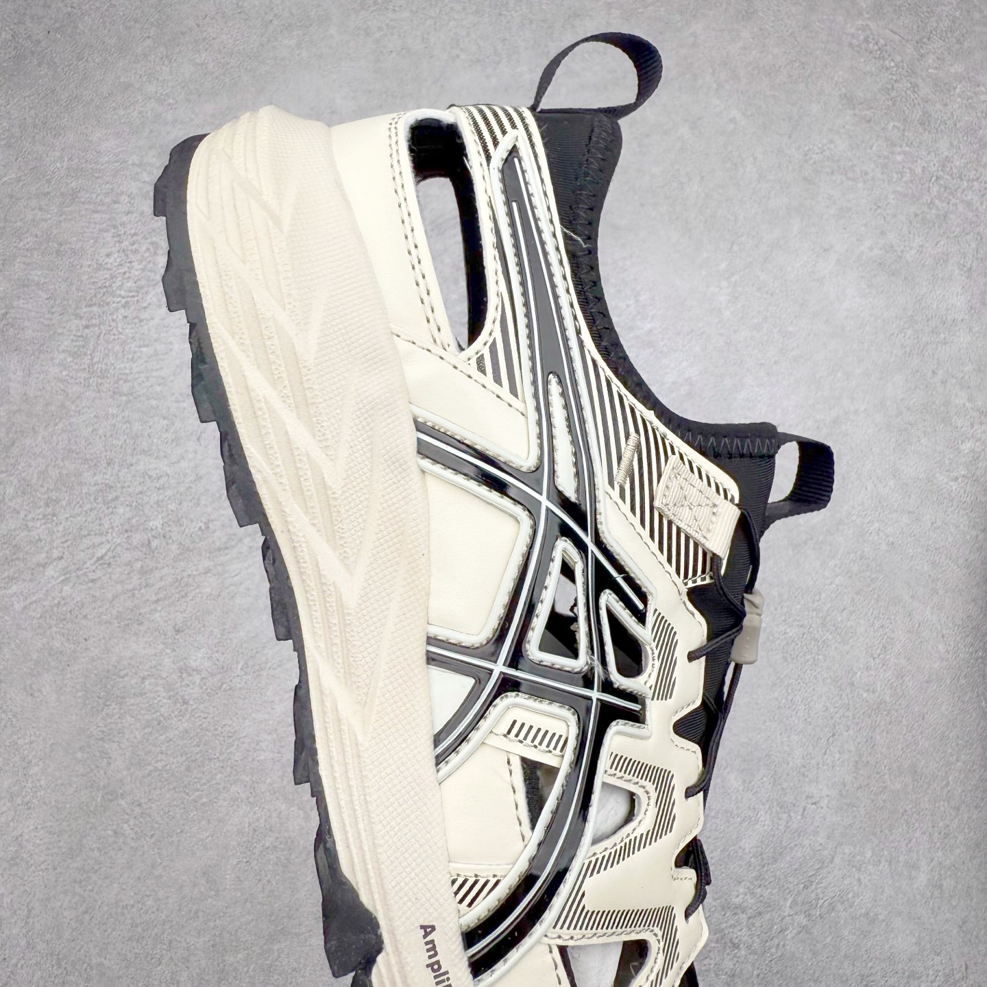 图片[6]-Asics Gel-Sonoma SE 亚瑟士溯溪鞋涉水鞋洞洞鞋 舒适日常休闲百搭防滑低帮户外徒步舒适随行跑步鞋 无界 路更远 今夏必备 颠覆认知 包裹性超强 脚感非常之舒适 侧面镂空设计 透气性极佳 让微风灌入足底 为沸腾夏日注入清爽能量防滑效果也不错 颜值与性能兼备 各平台实体疯狂种草首选 尺码：36 37.5 38 39 40 40.5 41.5 42 42.5 43.5 44 45 46-选品中心