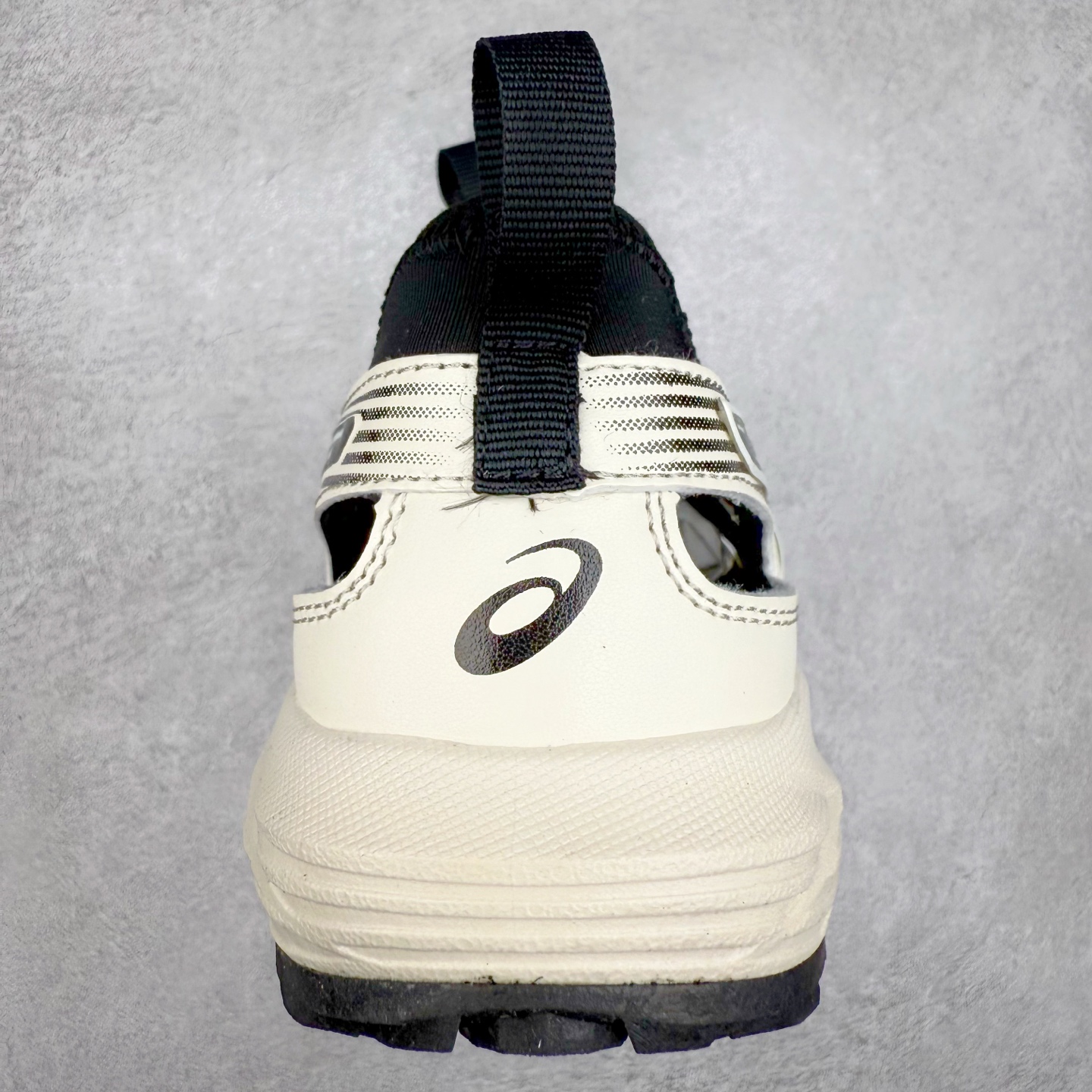 图片[8]-Asics Gel-Sonoma SE 亚瑟士溯溪鞋涉水鞋洞洞鞋 舒适日常休闲百搭防滑低帮户外徒步舒适随行跑步鞋 无界 路更远 今夏必备 颠覆认知 包裹性超强 脚感非常之舒适 侧面镂空设计 透气性极佳 让微风灌入足底 为沸腾夏日注入清爽能量防滑效果也不错 颜值与性能兼备 各平台实体疯狂种草首选 尺码：36 37.5 38 39 40 40.5 41.5 42 42.5 43.5 44 45 46-选品中心