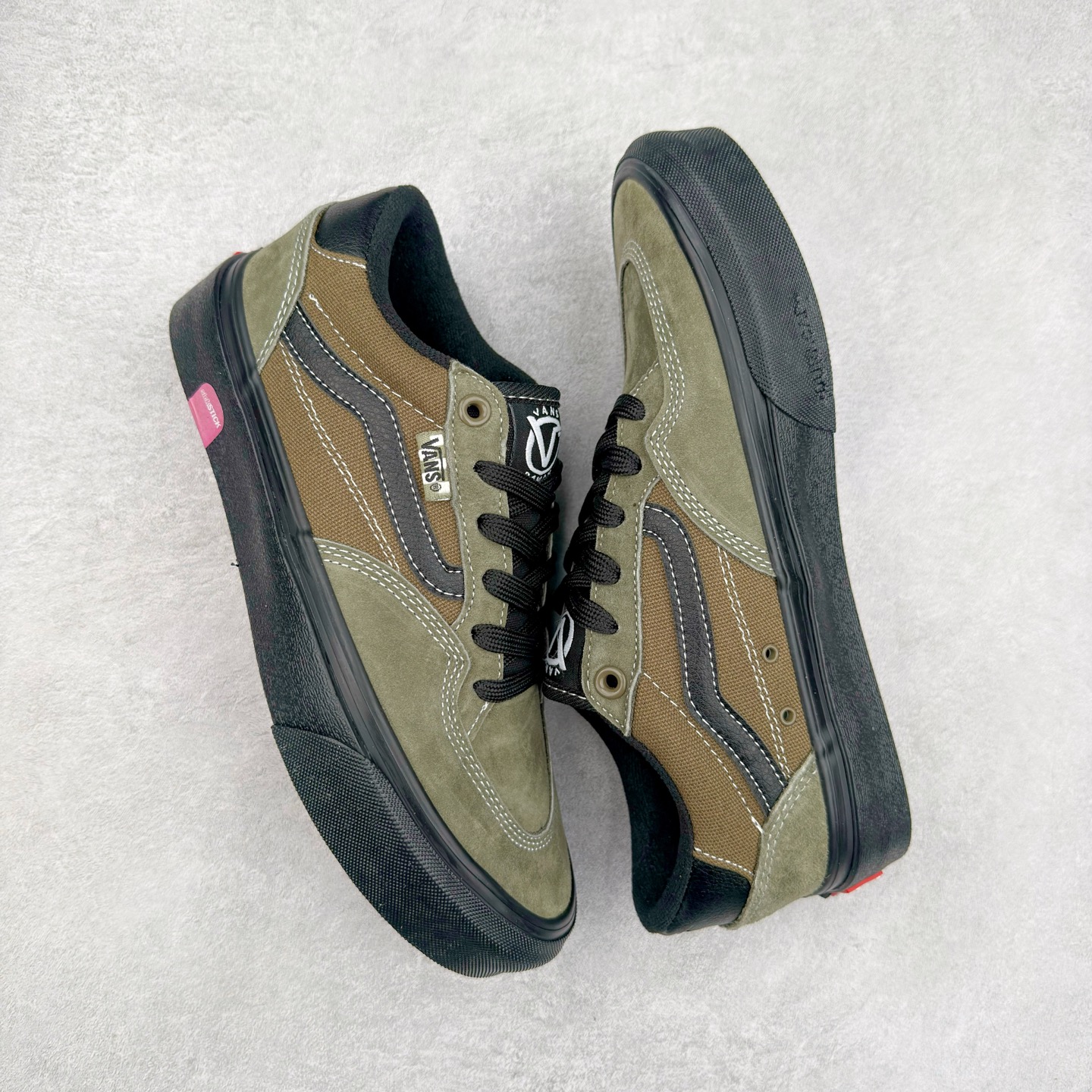 图片[3]-Vans Skate Rowan Pro 黑绿 经典百搭 轻便舒适专业滑板鞋 鞋底处的小心机脚能很好的释放脚底压力 货号：VN0A5JICBIQ 尺码：35 36 36.5 37 38 38.5 39 40 40.5 41 42 42.5 43 44 工艺：硫化1：1（重量1：1、真标、原钢印、材质标、鞋型标、合格证）-选品中心