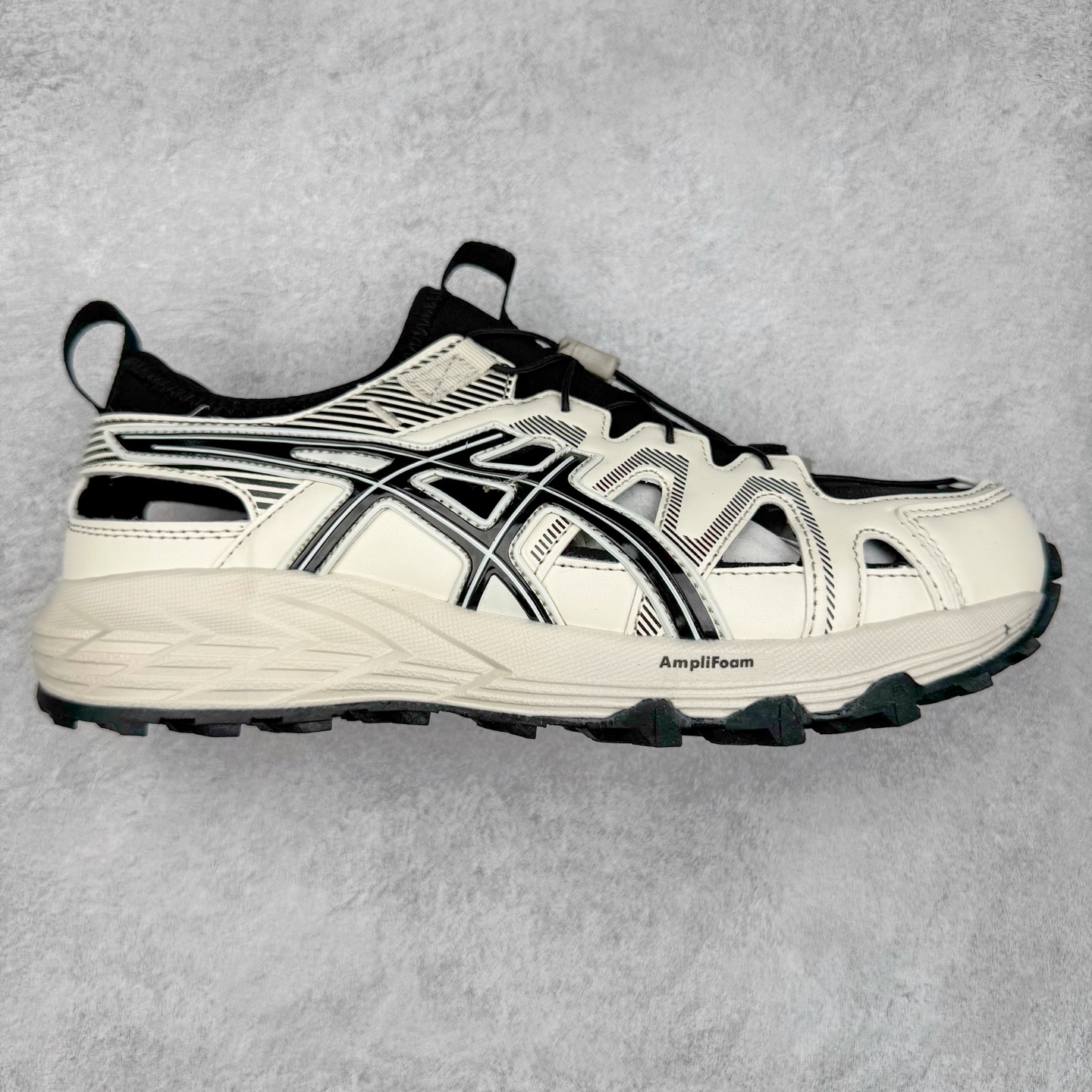 Asics Gel-Sonoma SE 亚瑟士溯溪鞋涉水鞋洞洞鞋 舒适日常休闲百搭防滑低帮户外徒步舒适随行跑步鞋 无界 路更远 今夏必备 颠覆认知 包裹性超强 脚感非常之舒适 侧面镂空设计 透气性极佳 让微风灌入足底 为沸腾夏日注入清爽能量防滑效果也不错 颜值与性能兼备 各平台实体疯狂种草首选 尺码：36 37.5 38 39 40 40.5 41.5 42 42.5 43.5 44 45 46-选品中心