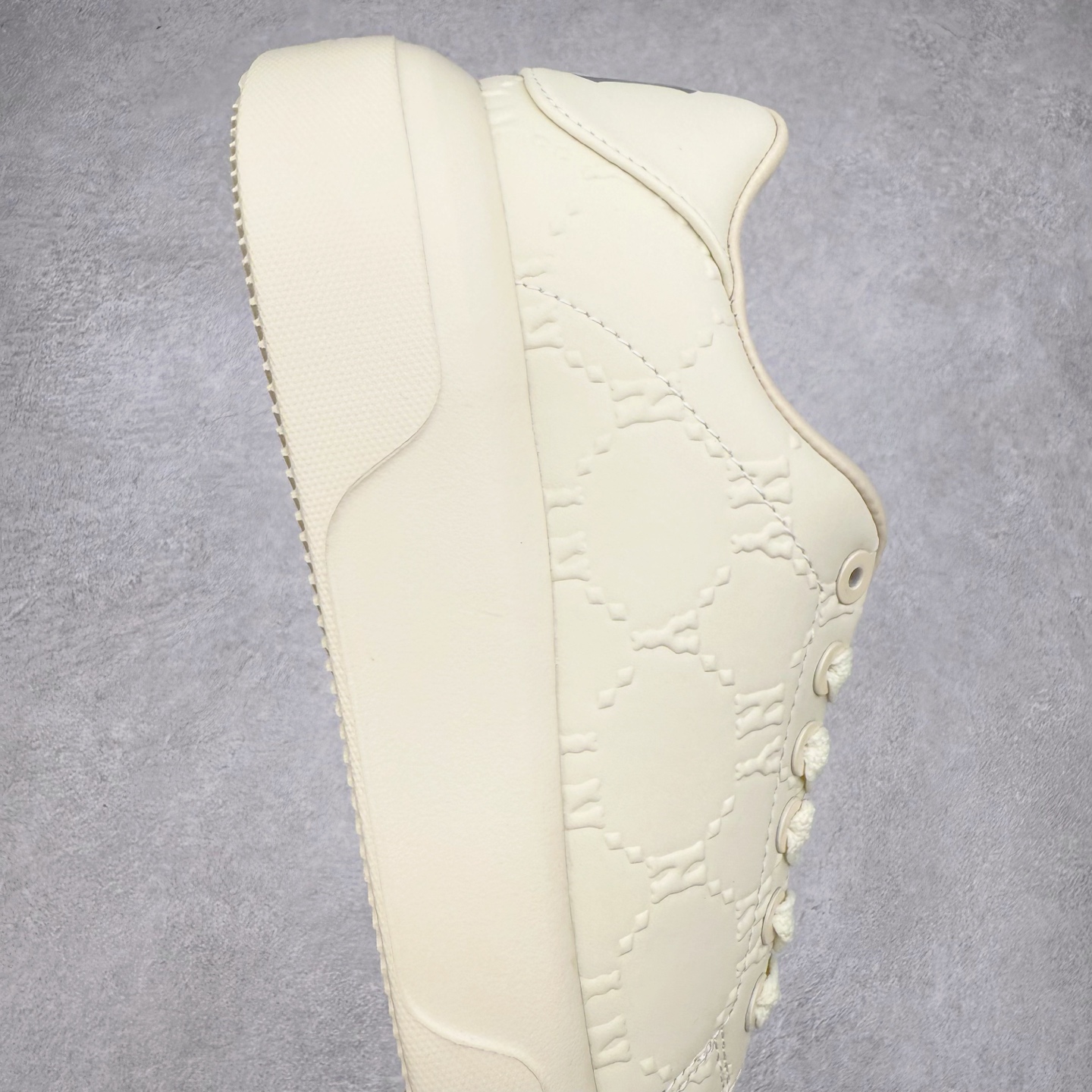 图片[6]-＃福利特价 MLB Chukky Classic 经典老爹风轻量增高厚底百搭休闲运动慢跑鞋 原楦原纸版数据开发#采用优质轻量克重纤维移膜皮革及透气网面鞋面材质#全新独立4cm厘米外增高轻质发泡大底 尺码：35 36 36.5 37.5 38 38.5 39 40 40.5 41 42 42.5 43 44-选品中心