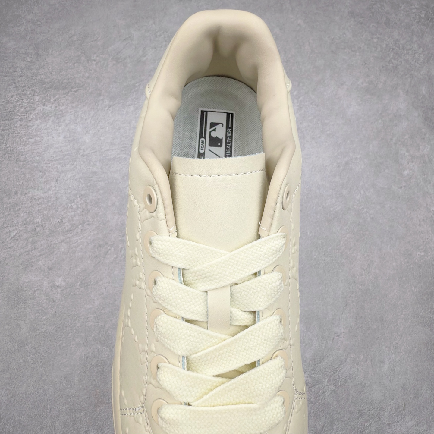 图片[5]-＃福利特价 MLB Chukky Classic 经典老爹风轻量增高厚底百搭休闲运动慢跑鞋 原楦原纸版数据开发#采用优质轻量克重纤维移膜皮革及透气网面鞋面材质#全新独立4cm厘米外增高轻质发泡大底 尺码：35 36 36.5 37.5 38 38.5 39 40 40.5 41 42 42.5 43 44-选品中心