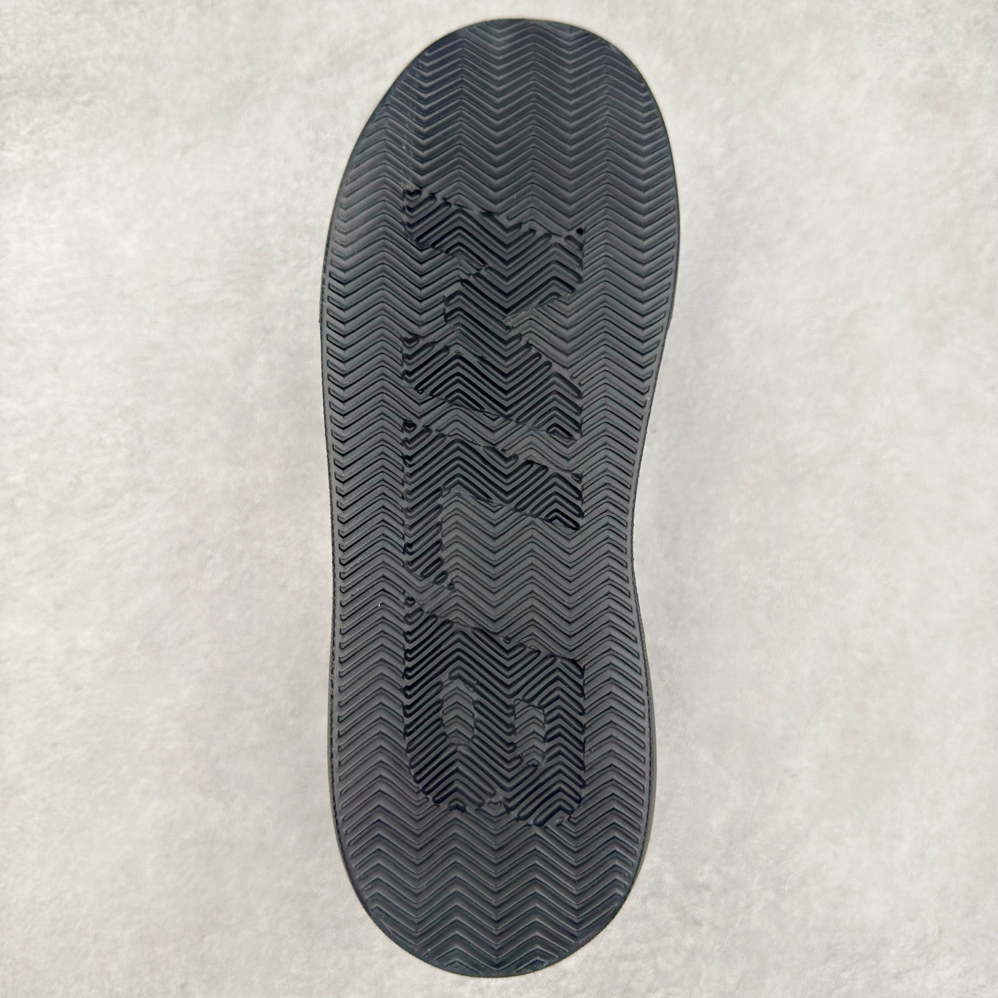 图片[9]-＃福利特价 MLB Chukky Classic 经典老爹风轻量增高厚底百搭休闲运动慢跑鞋 原楦原纸版数据开发#采用优质轻量克重纤维移膜皮革及透气网面鞋面材质#全新独立4cm厘米外增高轻质发泡大底 尺码：35 36 36.5 37.5 38 38.5 39 40 40.5 41 42 42.5 43 44-选品中心