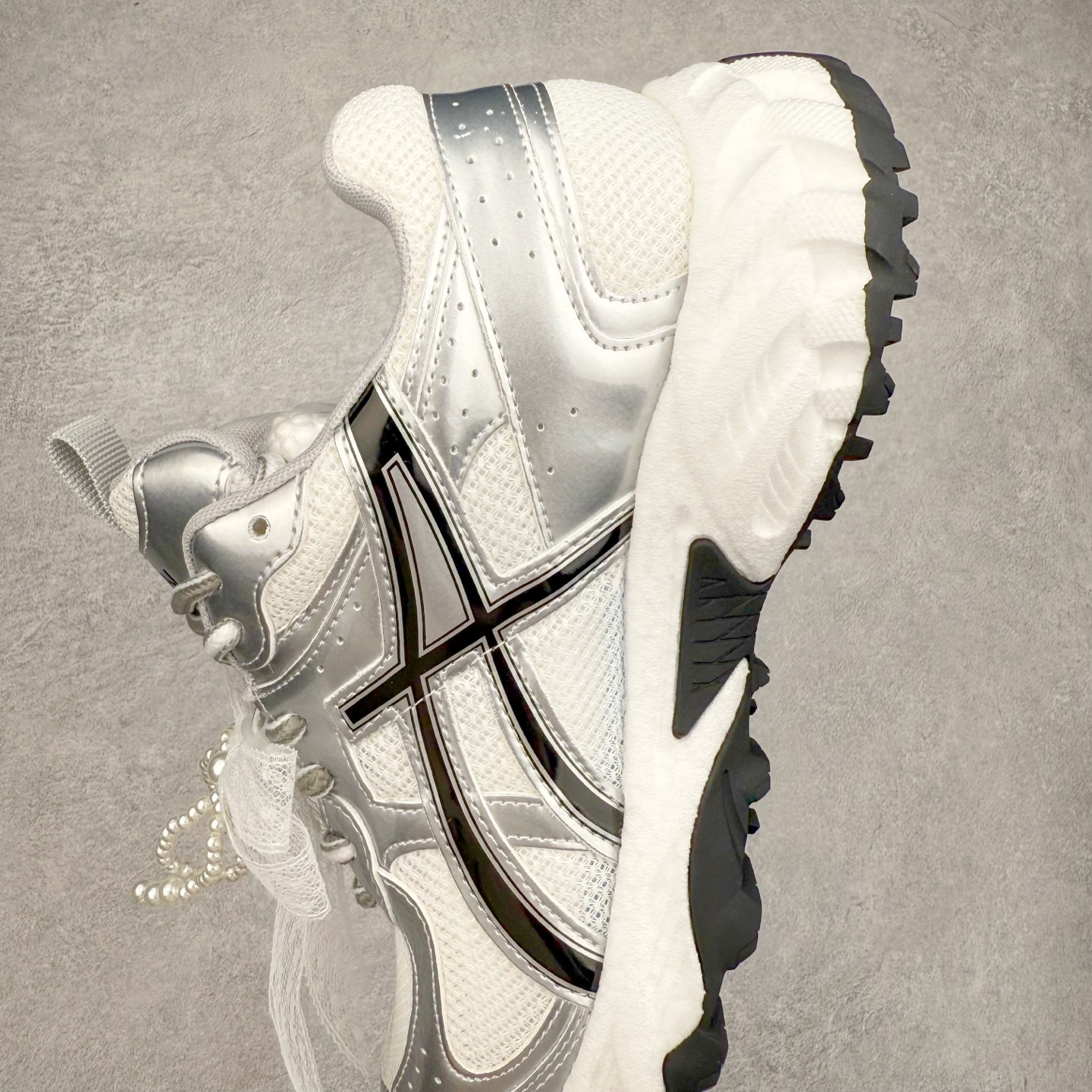 图片[7]-GG-CC 林允同款 星河粒子 镂空休闲运动老爹鞋 春日踏青舒适度和少女感GGCC德训鞋界的白月光🌙 银白黄配色好温柔 镂空鞋面/组合月牙底 柔软有弹性的月牙底和增加舒适度显腿长的5cm内增高 长时间走路和站立都不累脚舒适度和少女感 尺码：35 36 37 38 39 40-选品中心