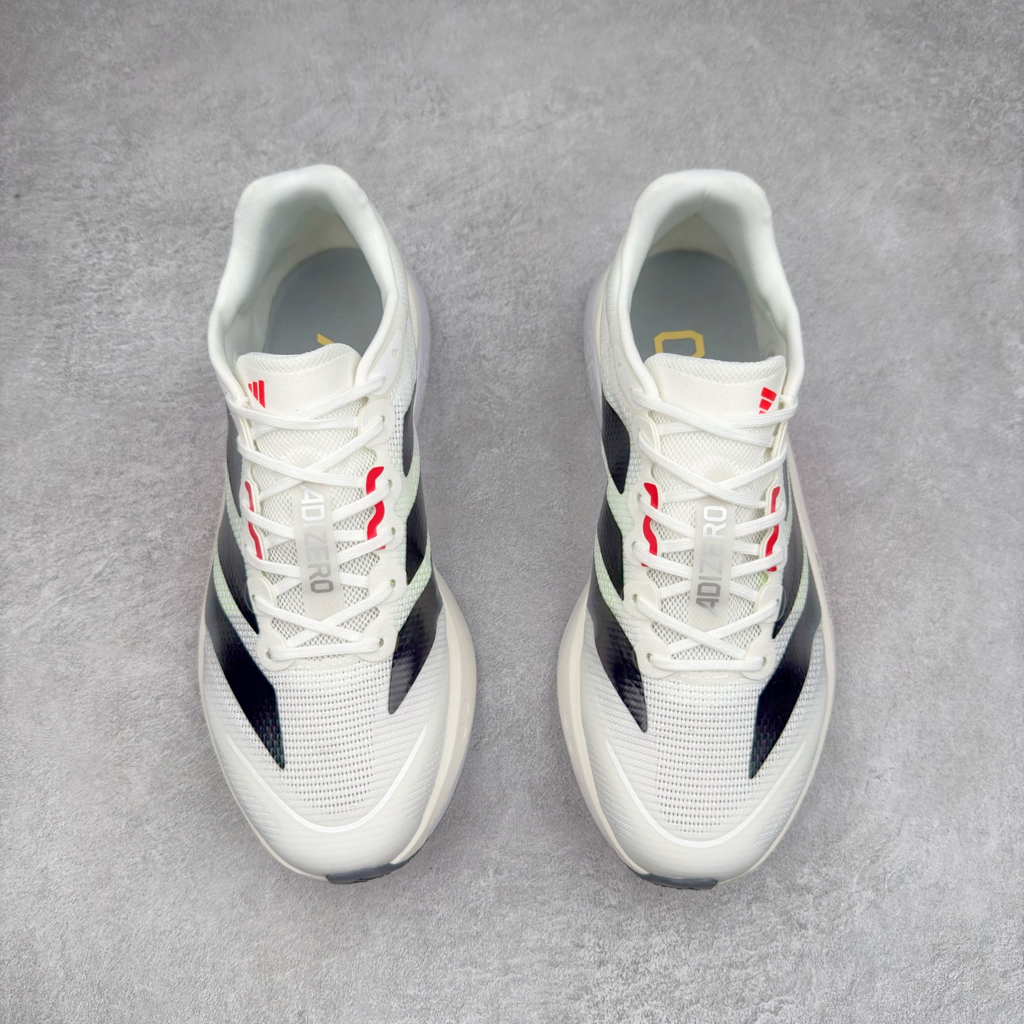 图片[2]-AD Adizero Boston 13 夏季透气网眼竞速跑鞋 JS4934 融合Lightstrike和Lightstrike Pro技术 采用乙烯/乙酸乙烯酯(EVA)材质 打造舒适中底 含ENERGYROD能量碳柱 旨在为步伐添活力 尺码：36 36.5 37 38 38.5 39 40 40.5 41 42 42.5 43 44 44.5 45-选品中心