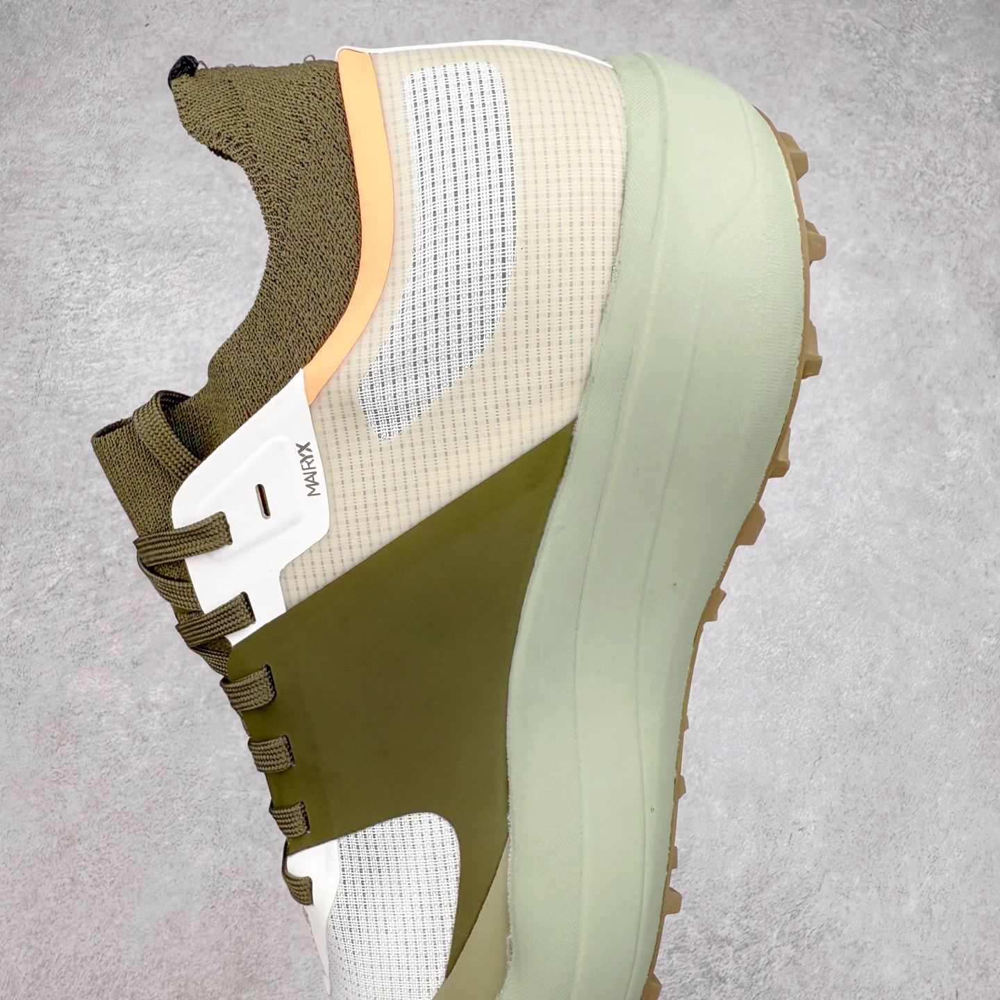 图片[7]-＃HP Arcteryx SYLAN 始祖鸟户外防水透气低帮徒步登山鞋 Arcteryx中文名始祖鸟 加拿大户外服饰品牌 1989年创立于加拿大温哥华 始祖鸟来自加拿大海岸山脉 植根高山的专业户外品牌 始终秉承对精湛设计和工艺孜孜以求的准则 从1989年创立至今 Arcteryx始终不断在产品设计与做工上不惜工本 以满足始祖鸟的标准 品质、设计以及精简的理念造就了其良好的性能 并能满足严苛环境下的使用需求 尺码：39 40 41 42 43 44 45-选品中心