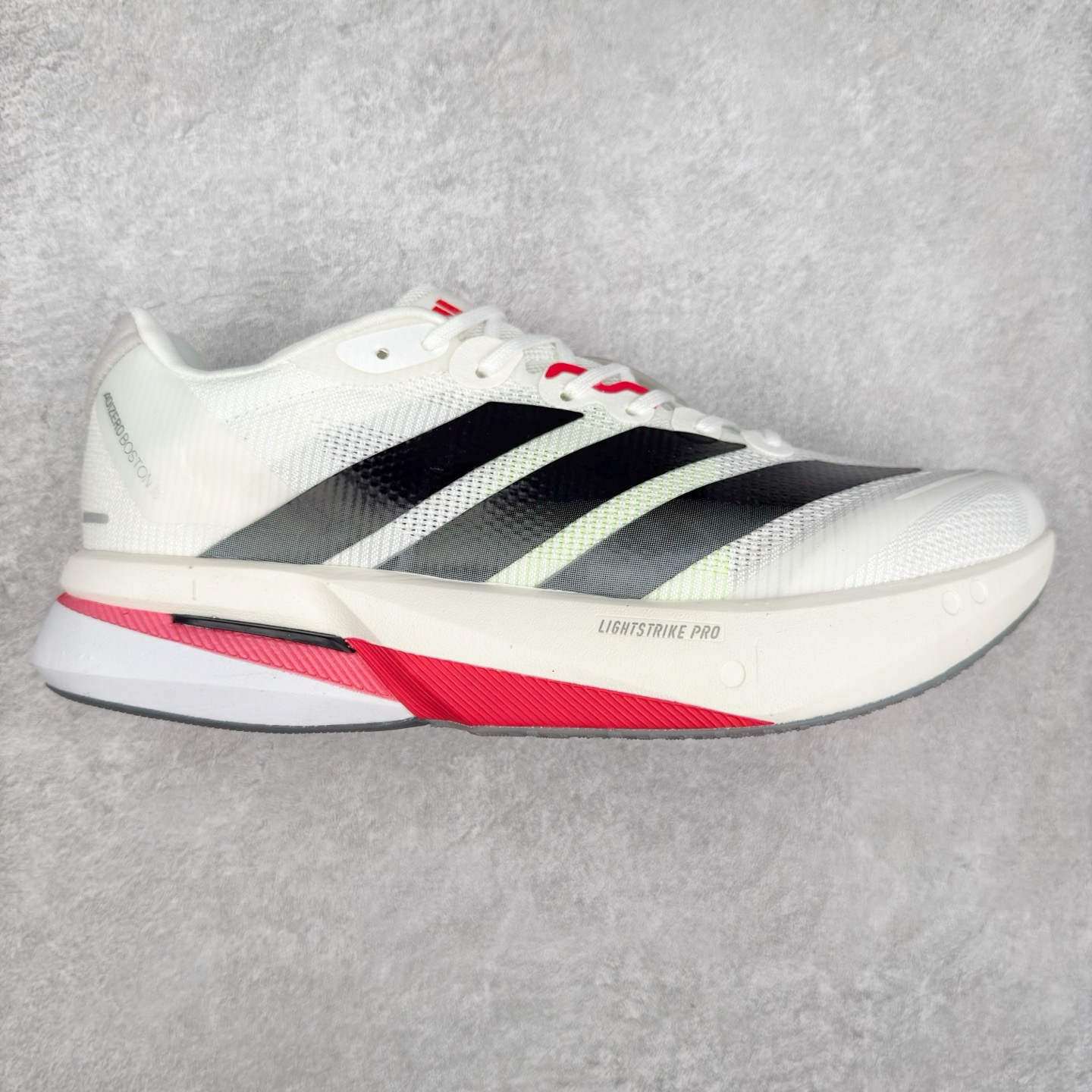 AD Adizero Boston 13 夏季透气网眼竞速跑鞋 JS4934 融合Lightstrike和Lightstrike Pro技术 采用乙烯/乙酸乙烯酯(EVA)材质 打造舒适中底 含ENERGYROD能量碳柱 旨在为步伐添活力 尺码:36 36.5 37 38 38.5 39 40 40.5 41 42 42.5 43 44 44.5 45-选品中心