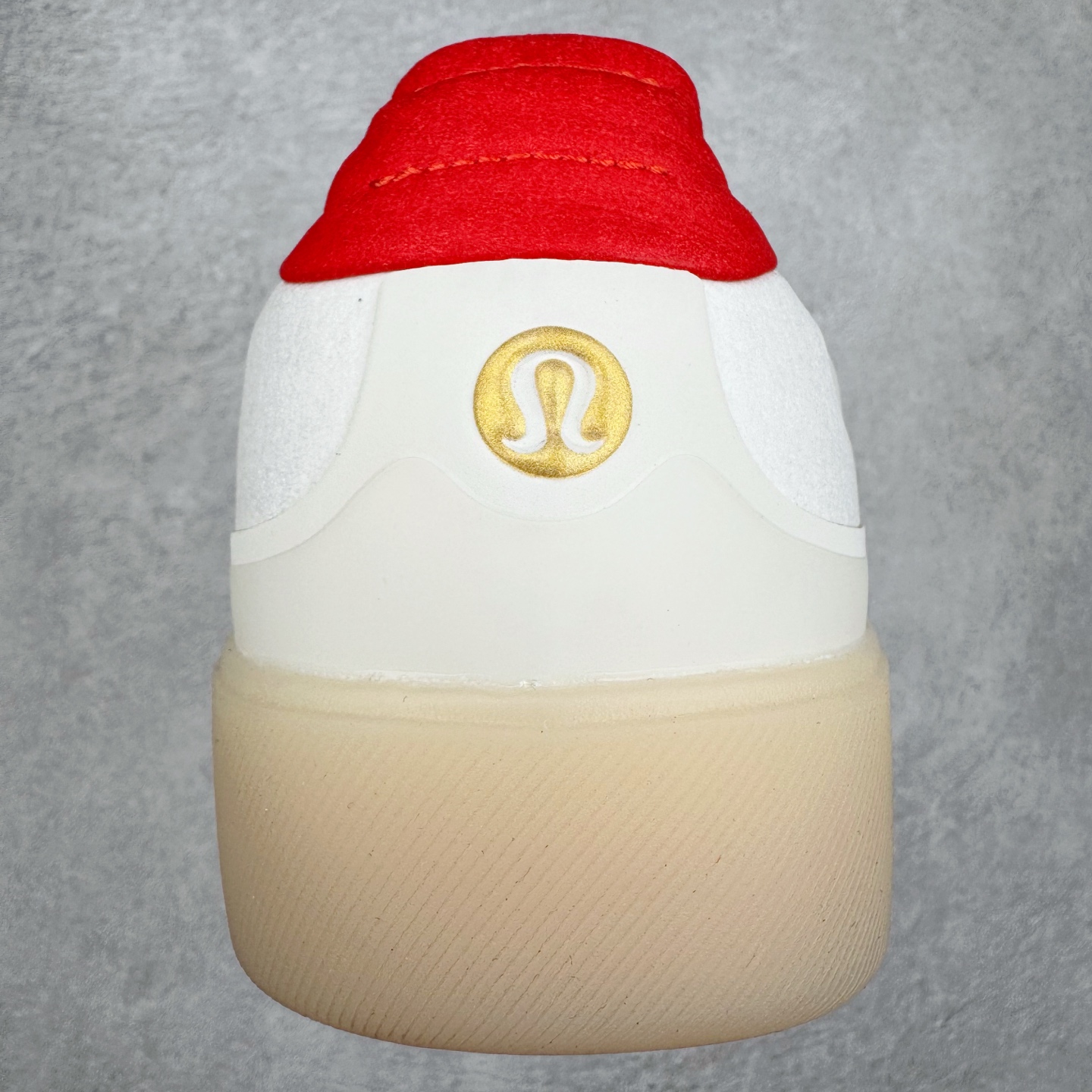 图片[8]-＃GD广顶 lululemon Cityverse 露露乐檬极简主义减震耐磨低帮生活休闲鞋 Cityverse将运动性能融入经典休闲鞋中，中底提供出色缓震，并贴合足部曲线，带来全天候的舒适感。鞋面采用两种材质拼接，且前半部分采用热熔压胶处理，无任何缝线，保留了鞋身整体性。模制泡沫的鞋垫带来上乘的脚感，在平日休闲穿着时不会磨脚，也能提供轻质软弹的效果。25年来，lululemon一直秉持“感受为先”的设计理念，并相信更好的感受带来更好的表现。此次男鞋的设计亦是如此。投入多年研究，针对男性在不同运动场景中的脚步形态设计了不同鞋履款式。同时，还进行了生物力学与形态学研究，为“他”带来更好的贴合度和感受。尺码：36 36.5 37.5 38 38.5 39 40 40.5 41 42 42.5 43 44 44.5 45-选品中心