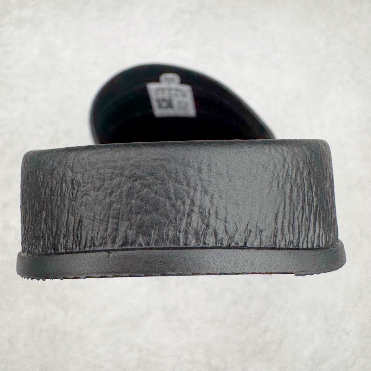 图片[8]-Fear of God x AD Originals Unisex FOG联名一字拖鞋 IH2270 尺码：36 36.5 37.5 38 38.5 39 40 40.5 41 42 42.5 43 44 44.5 45 46-选品中心