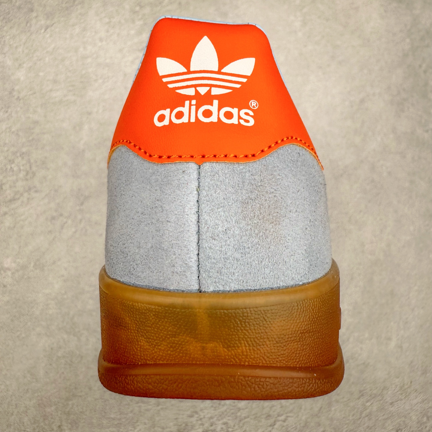 图片[8]-AD Gazelle Indoor Trainers 羚羊内训系列低帮复古百搭休闲运动德训风板鞋 JH5405 90年代经典的复刻版！自60年代以足球训练鞋面世以来,Gazelle就以其经典设计席卷全球。1991年版本的复刻,再造经典Gazelle。采用皮革打造,搭配浊色细节,让这款经典更加简约。尺码：36 36⅔ 37⅓ 38 38⅔ 39⅓ 40 40⅔ 41⅓ 42 42⅔ 43⅓ 44⅓ 44⅔ 45-选品中心