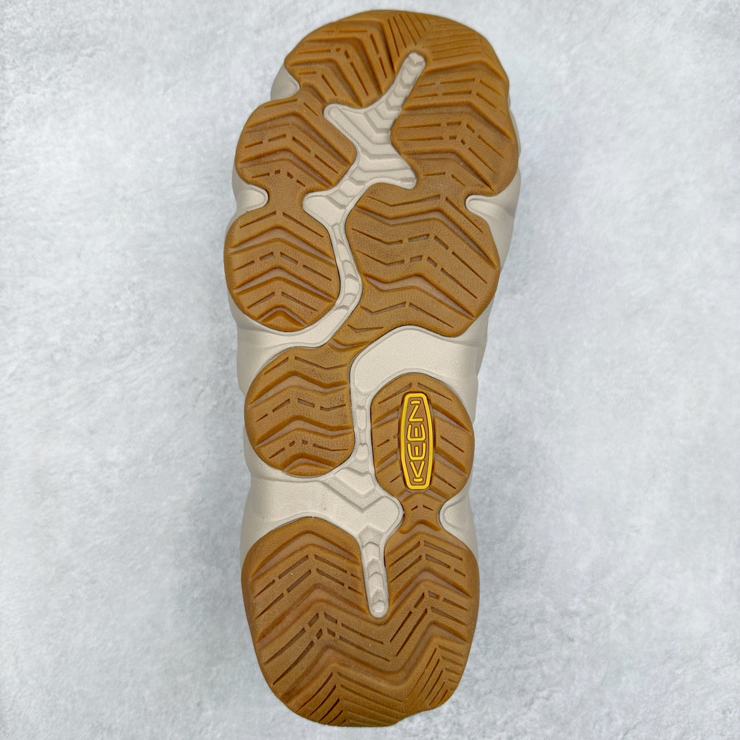 图片[9]-KEEN Hyperport H2 科恩防滑耐磨低帮户外功能鞋溯溪鞋凉鞋 KEEN诞生于2003年的美国人气户外品牌，以一双“保护脚趾”且能涉足水域的户外凉鞋NEWPORT诞生为契机，开启原创制鞋之路。KEEN相信，天空之下即是户外，因为户外不一定是极具挑战性的独自冒险，也可以是与朋友、家人和宠物一同分享外面的世界。同时，KEEN从诞生之初便始终贯彻环保制鞋的理念，不断创造出优秀的原创奇履。脚踏实地，致力向善。我们想和世界产生更多交集为世界减少更多负担，和你趣户外、趣做自己、趣环保让地球和生活都变得更美好。尺码：36 36.5 37.5 38 38.5 39 40 40.5 41 42 42.5 43 44 44.5 45-选品中心