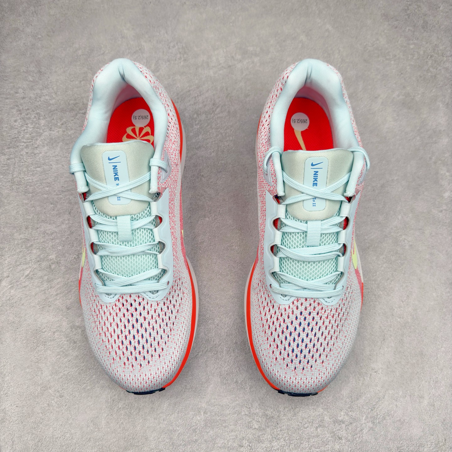 图片[2]-＃TG纯原 NK Winflo 11 舒适轻便低帮休闲跑步鞋 独家渠道 市面未流通批次 奥莱直播间499 599一样的东西 碾压市面现存所有版本 公司一样的东西 超值回馈 帮你省钱 拥有 Zoom Air 一如既往的稳定感和流畅感 鞋面采用工程网眼设计 为特定高热区域营造出色透气性 进一步增加鞋面的穿孔数量 让足部能够快速散热 中足搭配 Flywire 飞线 在高速运动时营造舒适稳定的贴合感 内置Zoon气垫加持 动力十足 尺码：36 36.5 37.5 38 38.5 39 40 40.5 41 42 42.5 43 44 44.5 45-选品中心