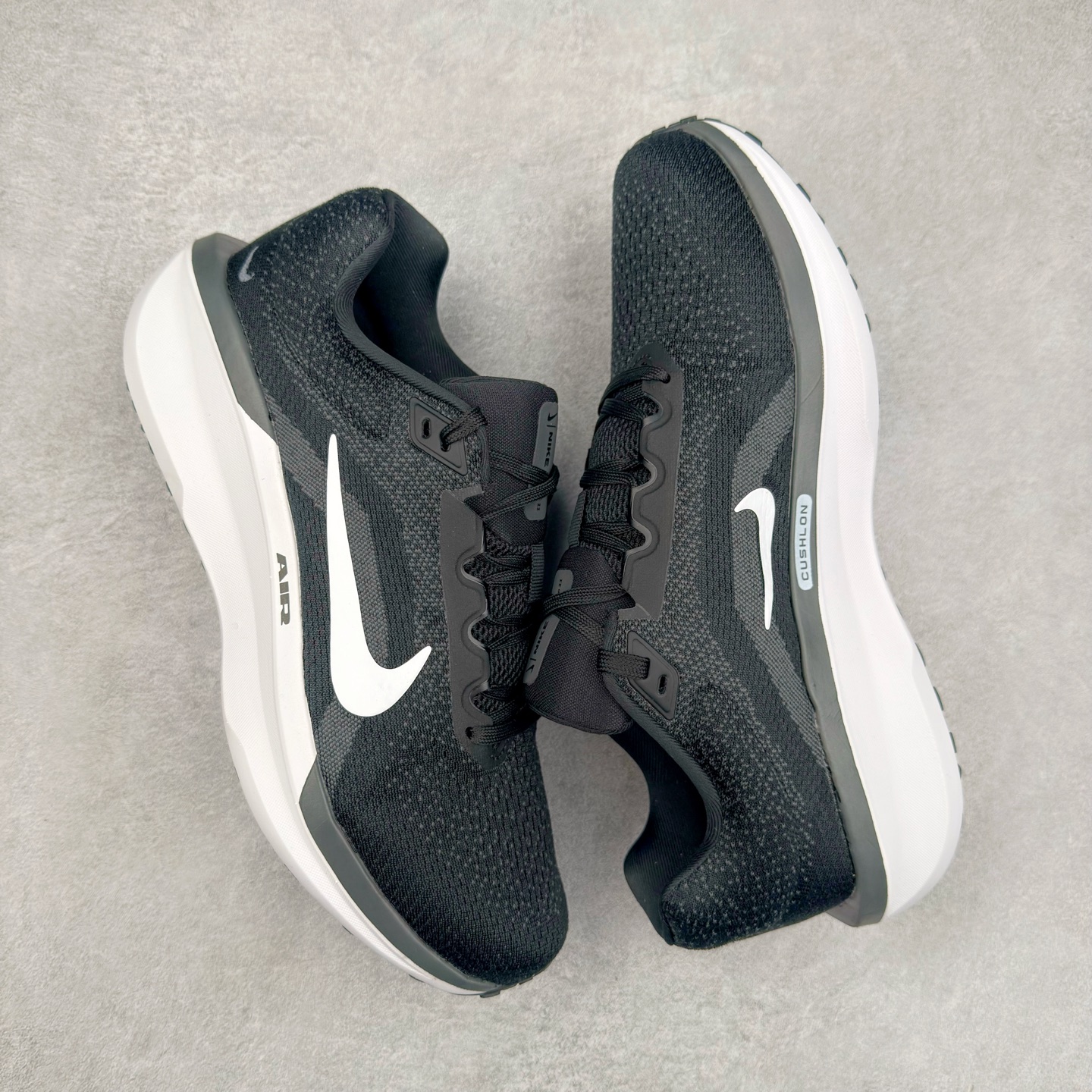 图片[3]-＃TG纯原 NK Winflo 11 舒适轻便低帮休闲跑步鞋 独家渠道 市面未流通批次 奥莱直播间499 599一样的东西 碾压市面现存所有版本 公司一样的东西 超值回馈 帮你省钱 拥有 Zoom Air 一如既往的稳定感和流畅感 鞋面采用工程网眼设计 为特定高热区域营造出色透气性 进一步增加鞋面的穿孔数量 让足部能够快速散热 中足搭配 Flywire 飞线 在高速运动时营造舒适稳定的贴合感 内置Zoon气垫加持 动力十足 尺码：36 36.5 37.5 38 38.5 39 40 40.5 41 42 42.5 43 44 44.5 45-选品中心