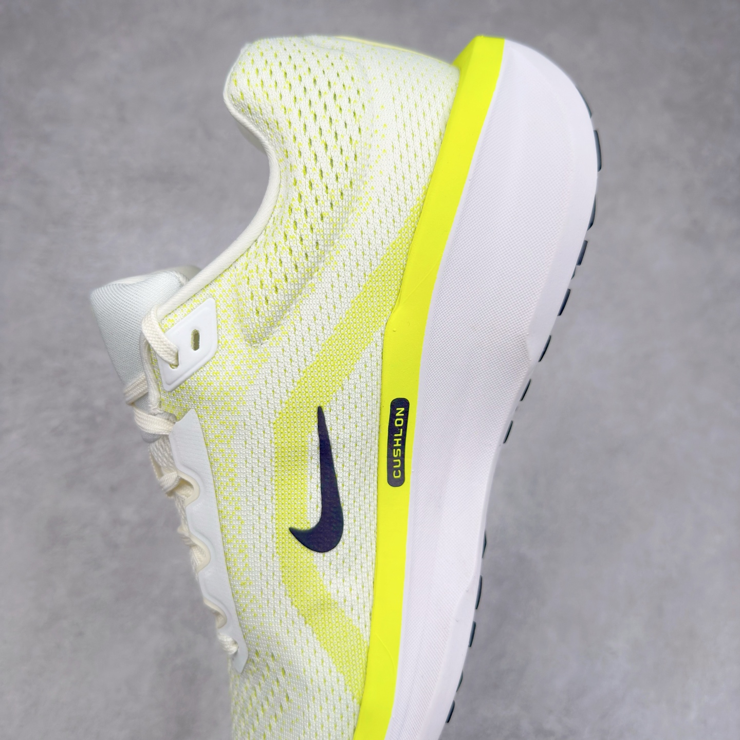 图片[7]-＃TG纯原 NK Winflo 11 舒适轻便低帮休闲跑步鞋 独家渠道 市面未流通批次 奥莱直播间499 599一样的东西 碾压市面现存所有版本 公司一样的东西 超值回馈 帮你省钱 拥有 Zoom Air 一如既往的稳定感和流畅感 鞋面采用工程网眼设计 为特定高热区域营造出色透气性 进一步增加鞋面的穿孔数量 让足部能够快速散热 中足搭配 Flywire 飞线 在高速运动时营造舒适稳定的贴合感 内置Zoon气垫加持 动力十足 尺码：36 36.5 37.5 38 38.5 39 40 40.5 41 42 42.5 43 44 44.5 45-选品中心