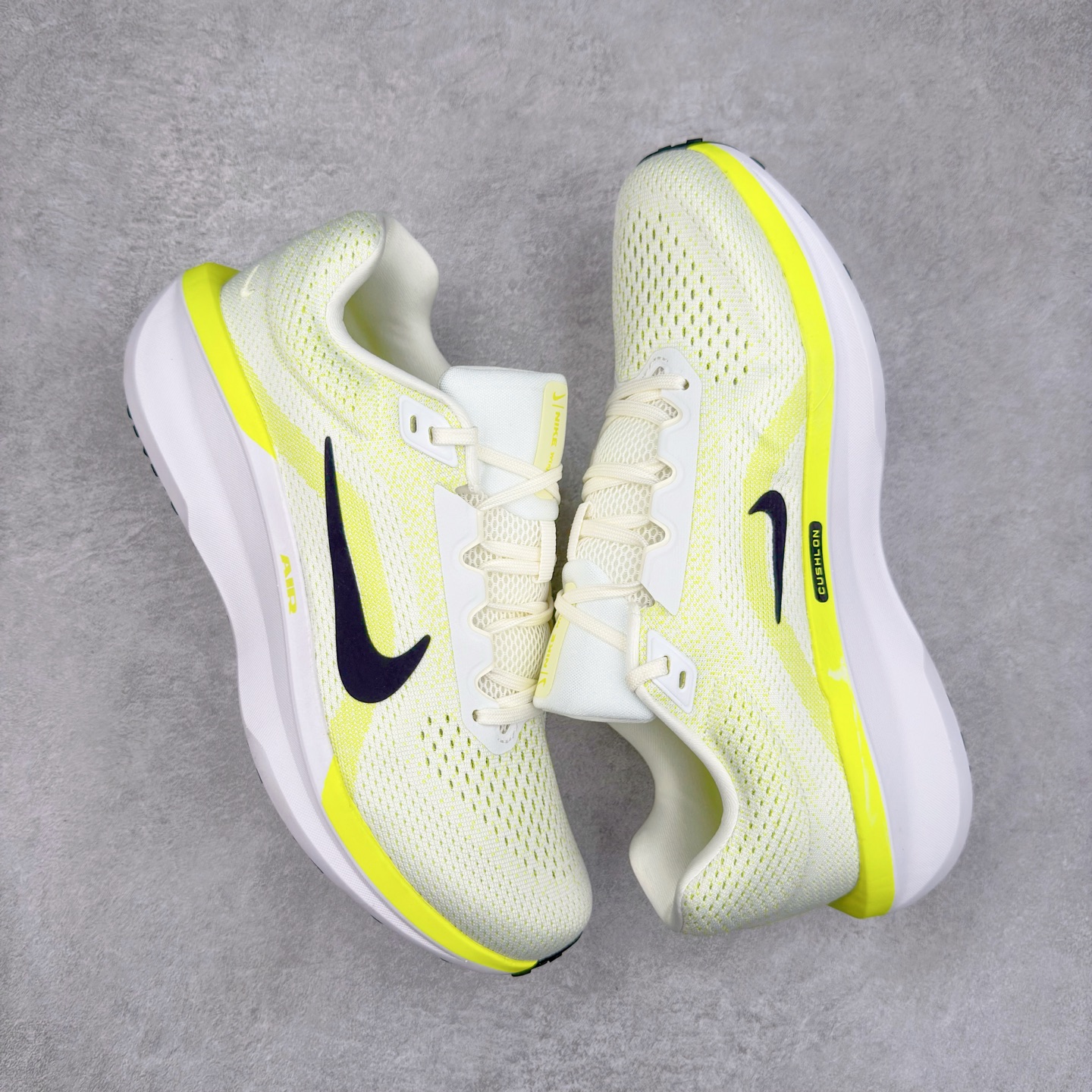 图片[3]-＃TG纯原 NK Winflo 11 舒适轻便低帮休闲跑步鞋 独家渠道 市面未流通批次 奥莱直播间499 599一样的东西 碾压市面现存所有版本 公司一样的东西 超值回馈 帮你省钱 拥有 Zoom Air 一如既往的稳定感和流畅感 鞋面采用工程网眼设计 为特定高热区域营造出色透气性 进一步增加鞋面的穿孔数量 让足部能够快速散热 中足搭配 Flywire 飞线 在高速运动时营造舒适稳定的贴合感 内置Zoon气垫加持 动力十足 尺码：36 36.5 37.5 38 38.5 39 40 40.5 41 42 42.5 43 44 44.5 45-选品中心