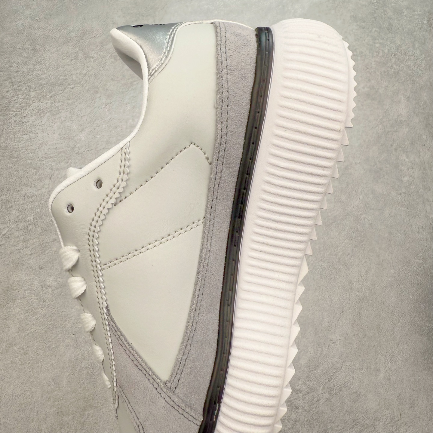 图片[7]-Onitsuka Tiger 鬼塚虎 Delecity 厚底运动 耐磨 低帮生活休闲鞋 尺码：36 37 37.5 38 39 39.5 40 40.5 41.5 42 42.5 43.5 44 45-选品中心