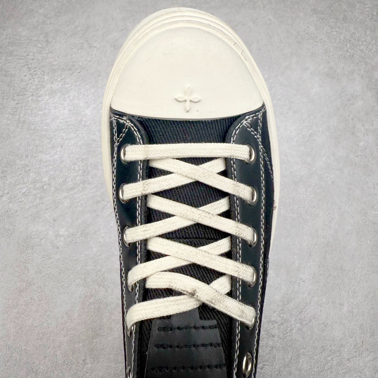 图片[4]-小红书穿搭爆款 国潮当红设计师品牌SMFK Garden Vintage Skate Low 花园系列低帮复古厚底十字花帆布休闲松糕做旧小脏板鞋 广东原产 采用棉质粗斜纹帆布洗旧磨损效果鞋面材质 外置轻量TR橡胶5.0cm厘米松糕大底 Z 尺码：35 36 37 38 39 40-选品中心