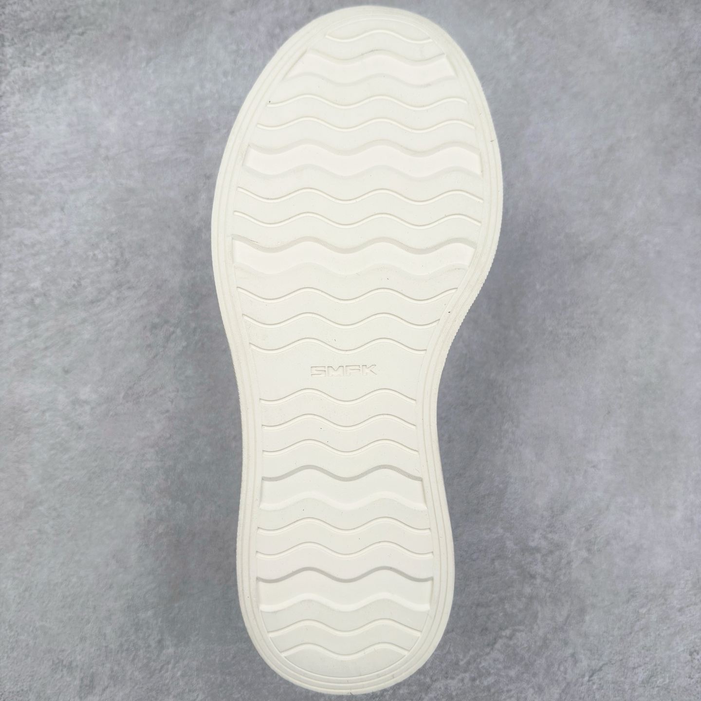 图片[9]-小红书穿搭爆款 国潮当红设计师品牌SMFK Garden Vintage Skate Low 花园系列低帮复古厚底十字花帆布休闲松糕做旧小脏板鞋 广东原产 采用棉质粗斜纹帆布洗旧磨损效果鞋面材质 外置轻量TR橡胶5.0cm厘米松糕大底 Z 尺码：35 36 37 38 39 40-选品中心