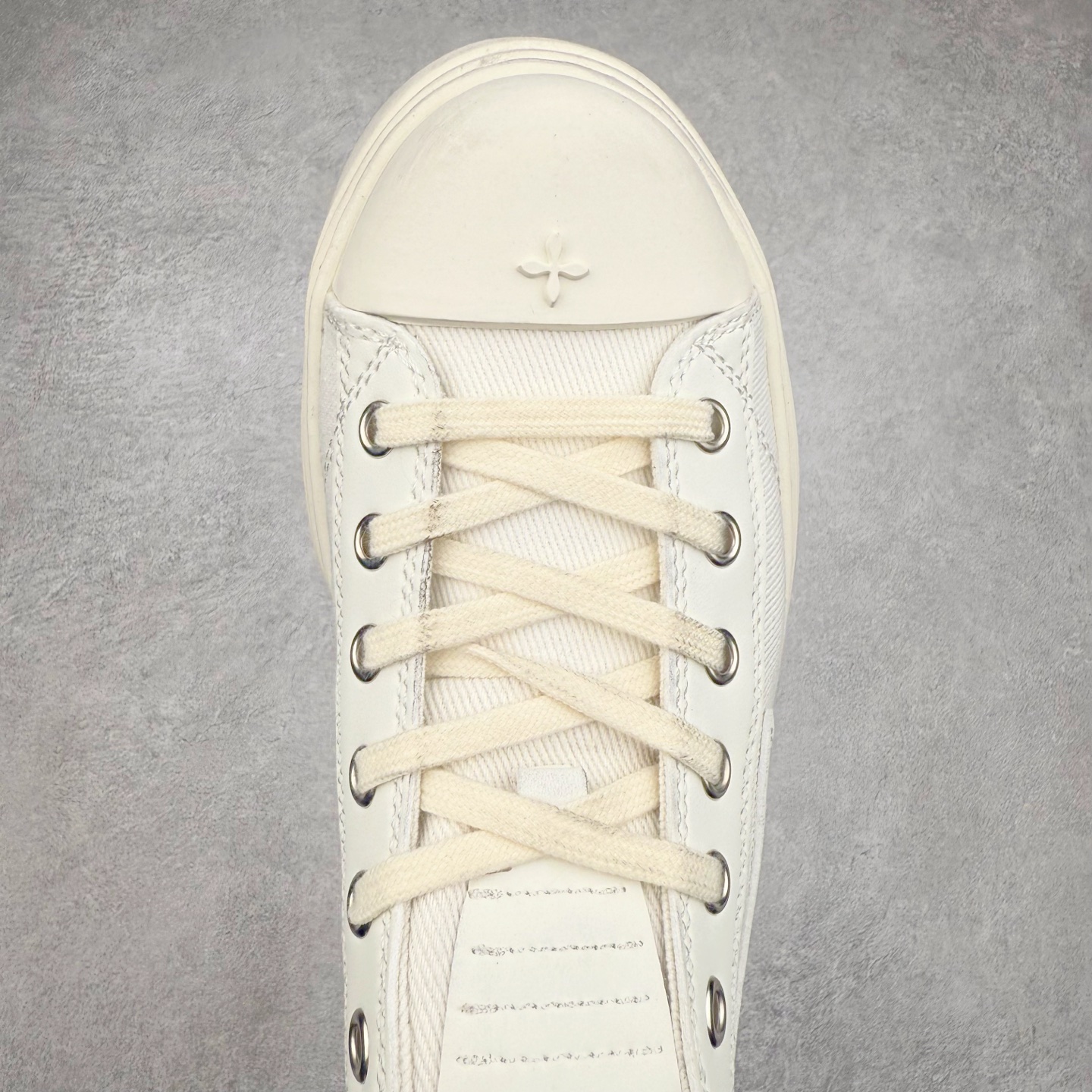 图片[4]-小红书穿搭爆款 国潮当红设计师品牌SMFK Garden Vintage Skate Low 花园系列低帮复古厚底十字花帆布休闲松糕做旧小脏板鞋 广东原产 采用棉质粗斜纹帆布洗旧磨损效果鞋面材质 外置轻量TR橡胶5.0cm厘米松糕大底 Z 尺码：35 36 37 38 39 40-选品中心