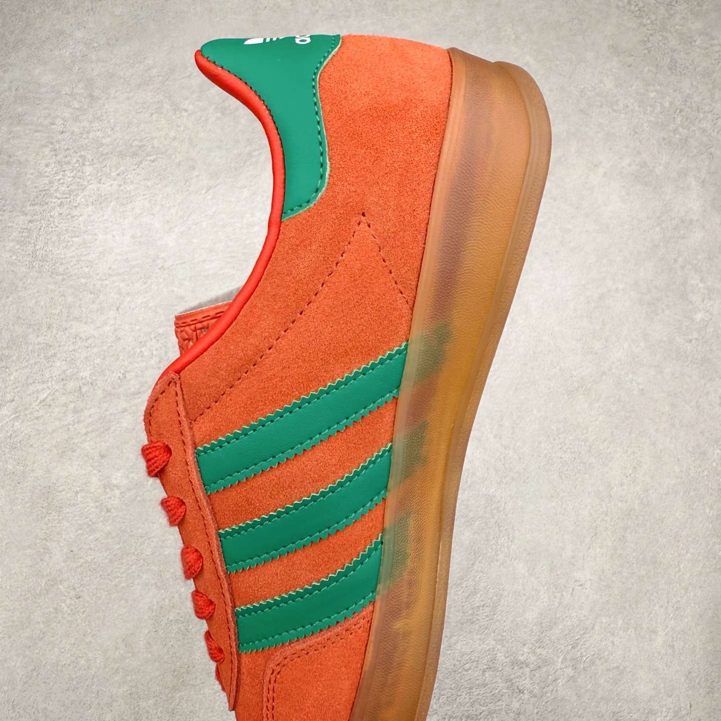 图片[7]-AD Gazelle Indoor Trainers 羚羊内训系列低帮复古百搭休闲运动德训风板鞋 JH5407 90年代经典的复刻版！自60年代以足球训练鞋面世以来,Gazelle就以其经典设计席卷全球。1991年版本的复刻,再造经典Gazelle。采用皮革打造,搭配浊色细节,让这款经典更加简约。尺码：36 36⅔ 37⅓ 38 38⅔ 39⅓ 40 40⅔ 41⅓ 42 42⅔ 43⅓ 44⅓ 44⅔ 45-选品中心