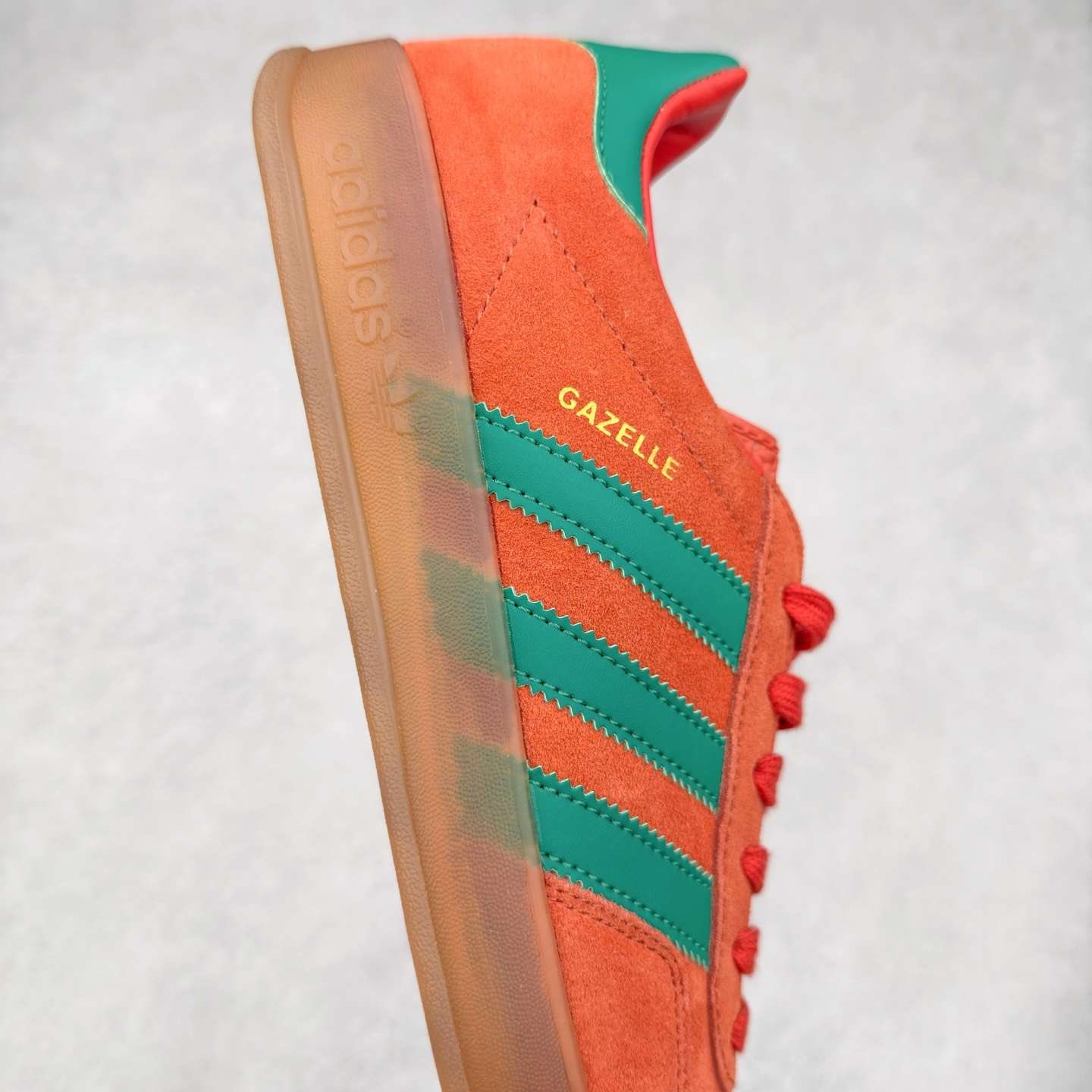 图片[6]-AD Gazelle Indoor Trainers 羚羊内训系列低帮复古百搭休闲运动德训风板鞋 JH5407 90年代经典的复刻版！自60年代以足球训练鞋面世以来,Gazelle就以其经典设计席卷全球。1991年版本的复刻,再造经典Gazelle。采用皮革打造,搭配浊色细节,让这款经典更加简约。尺码：36 36⅔ 37⅓ 38 38⅔ 39⅓ 40 40⅔ 41⅓ 42 42⅔ 43⅓ 44⅓ 44⅔ 45-选品中心