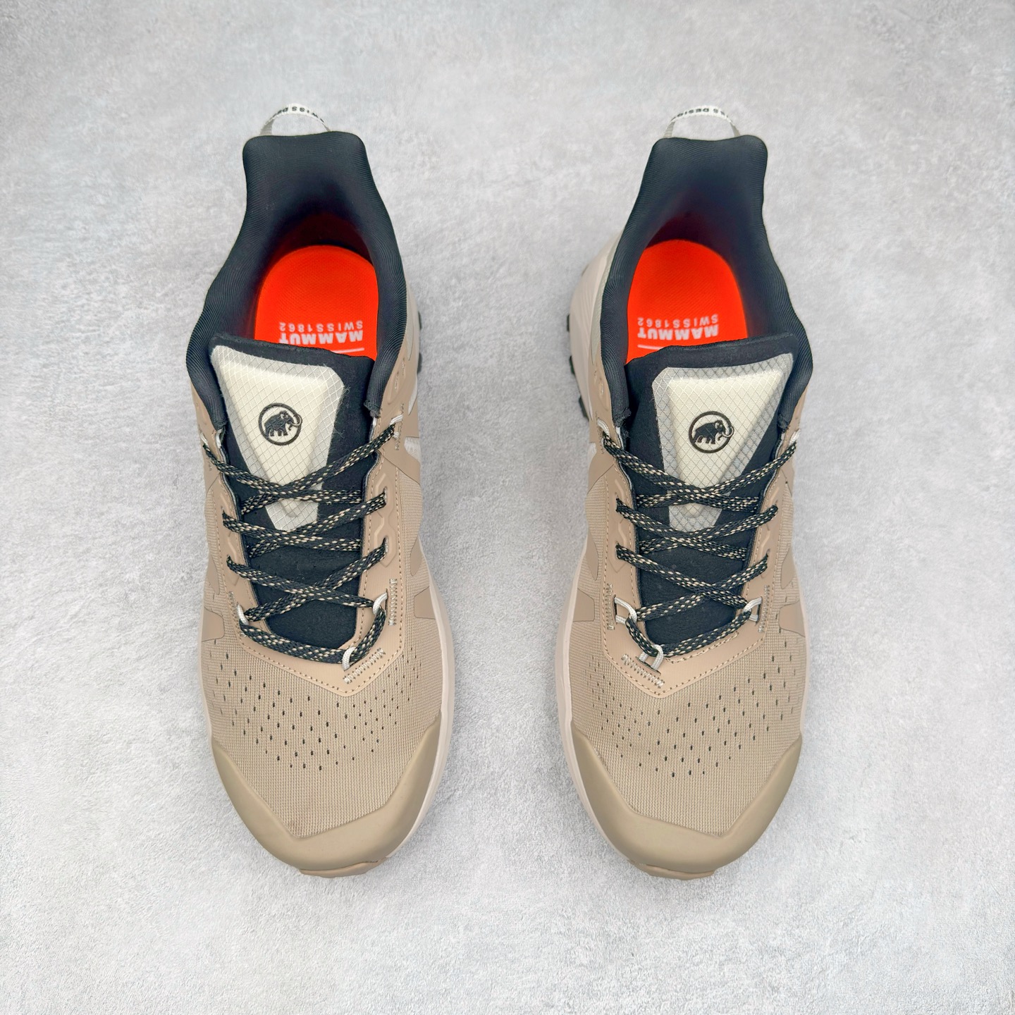 图片[2]-MAMMUT猛犸象 Hueco Knit 2 登山靴多功能鞋履 独立私模 顶级复刻百分百还原# 应用BASE FIT 2.0专利技术 拥有优越的抓地力、护趾力和运动缓冲功能 可折叠鞋跟 透气针织鞋面 适合春夏与初秋季节的设计 即刻\\\”履\\\”行出发 尺码：36 36.5 37.5 38 38.5 39 40 40.5 41 42 42.5 43 44 44.5 45 46-选品中心