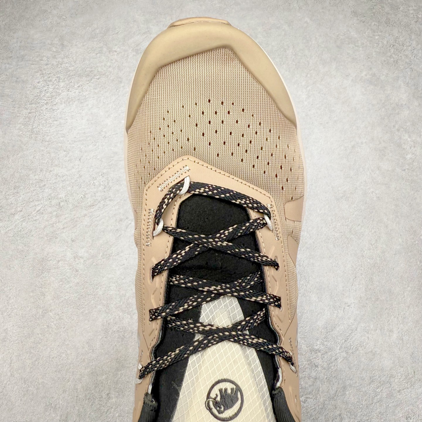 图片[4]-MAMMUT猛犸象 Hueco Knit 2 登山靴多功能鞋履 独立私模 顶级复刻百分百还原# 应用BASE FIT 2.0专利技术 拥有优越的抓地力、护趾力和运动缓冲功能 可折叠鞋跟 透气针织鞋面 适合春夏与初秋季节的设计 即刻\\\”履\\\”行出发 尺码：36 36.5 37.5 38 38.5 39 40 40.5 41 42 42.5 43 44 44.5 45 46-选品中心